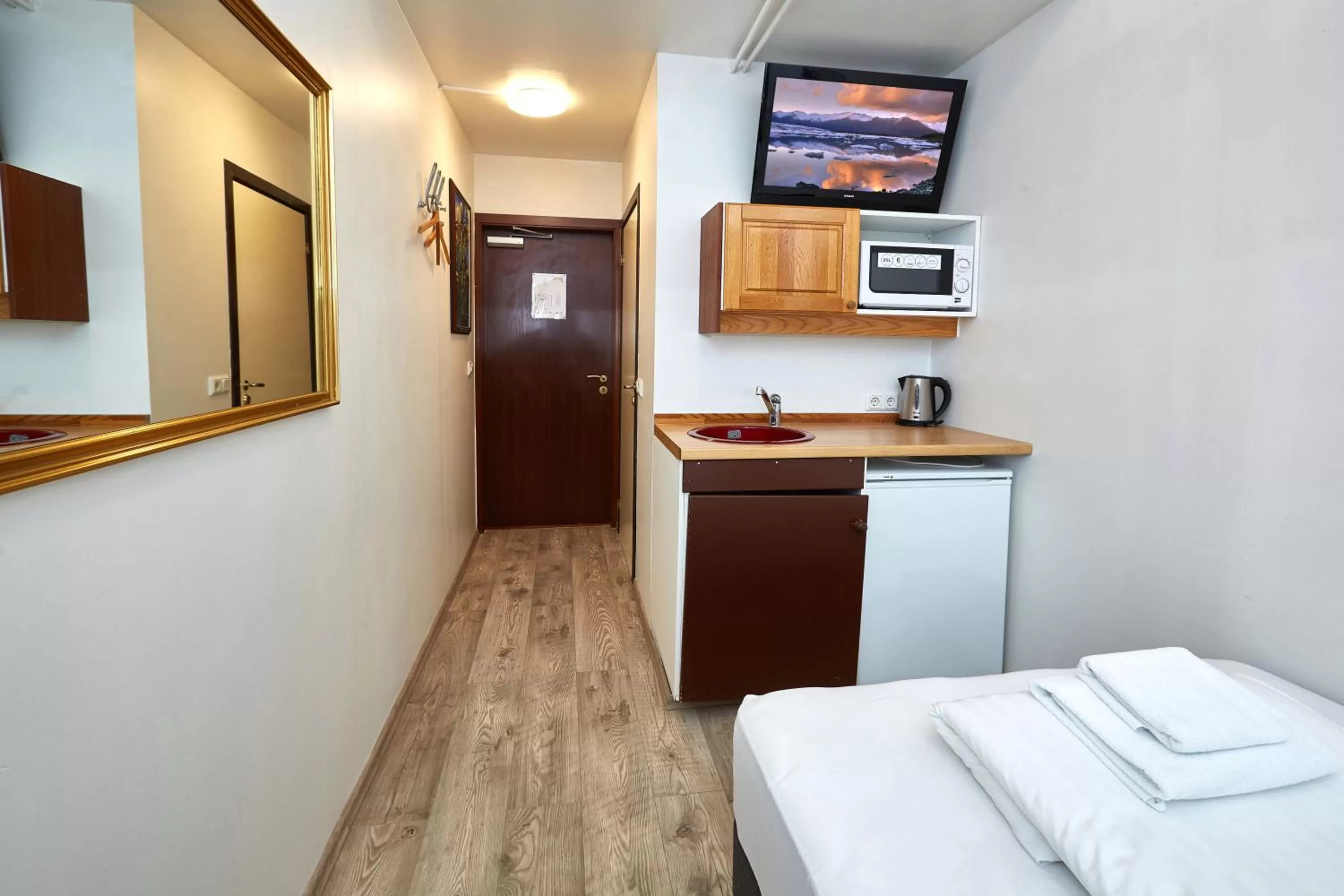 Communal lounge/ TV room in Reykjavik Downtown Hotel