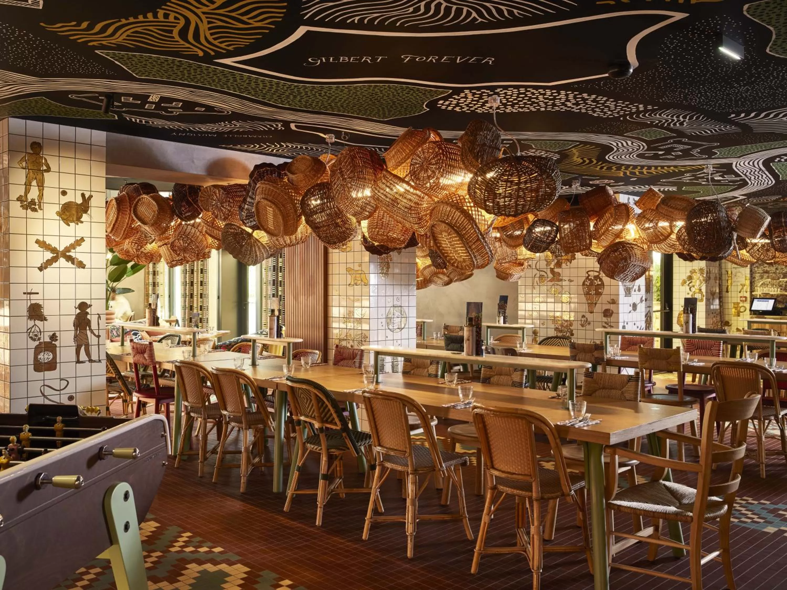 Restaurant/places to eat in Mama Shelter Dijon