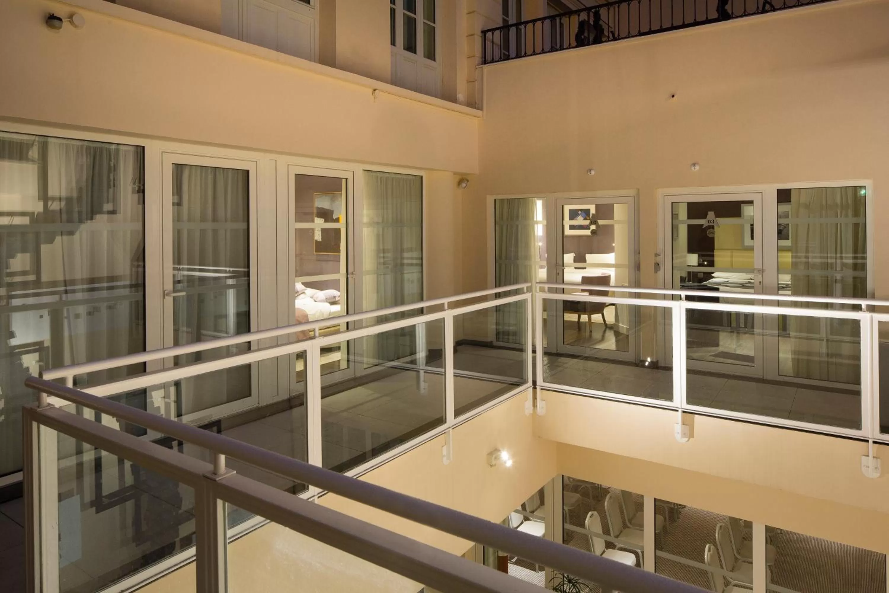 Patio in Hôtel Le M