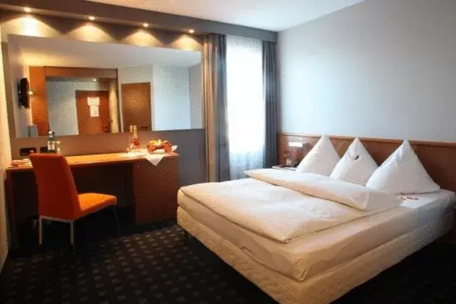 Ara Classic Ara Classic