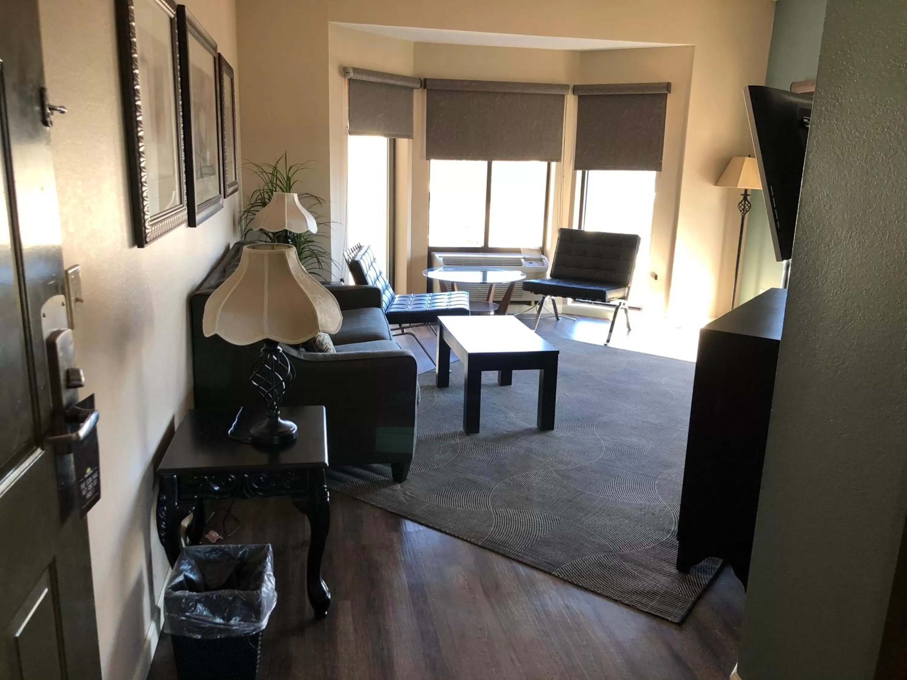 King Studio Suite - Non-Smoking in Red Roof Inn Franklin, TN