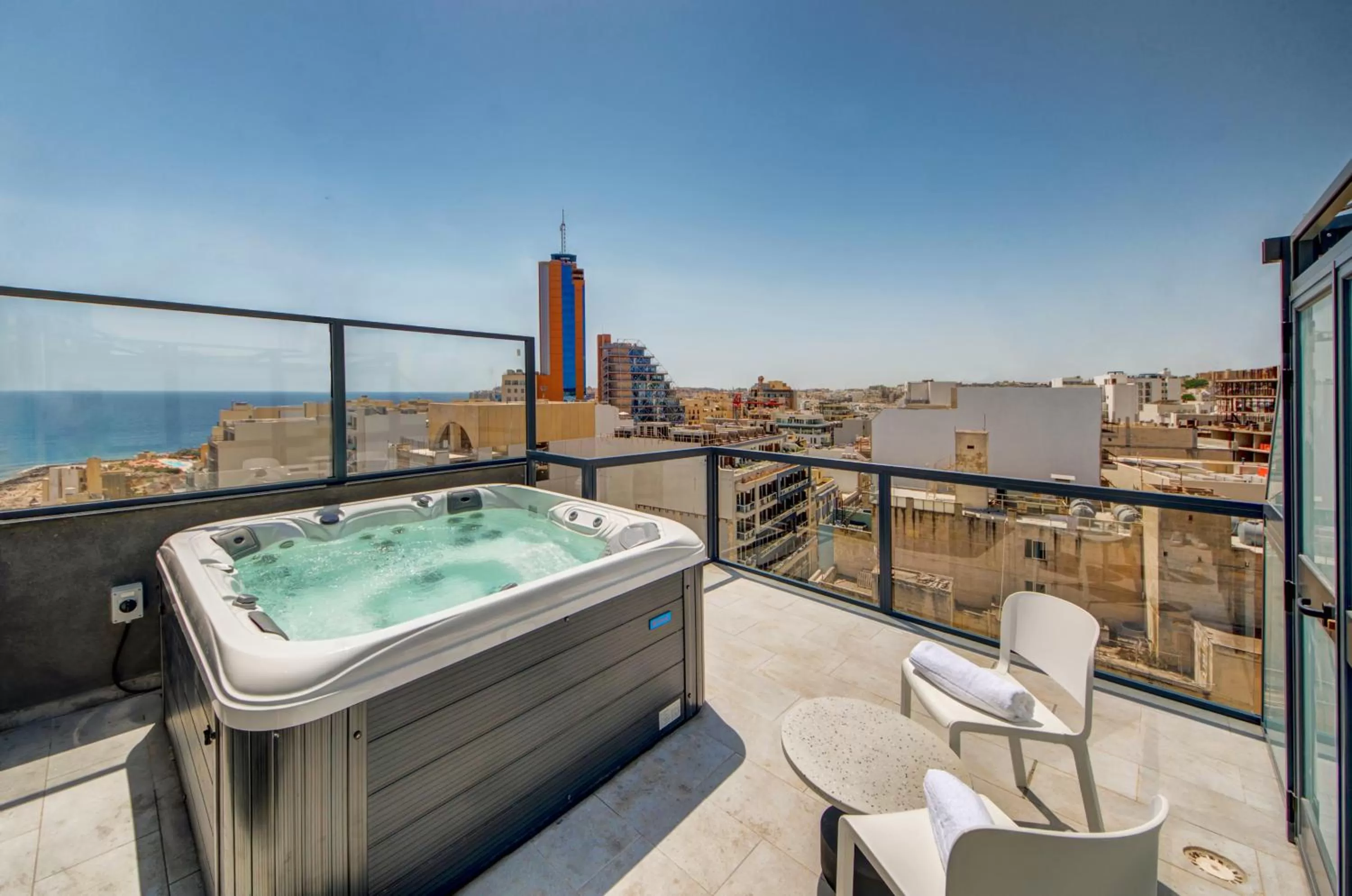 Hot Tub in IKYK Hotel- IK Collection