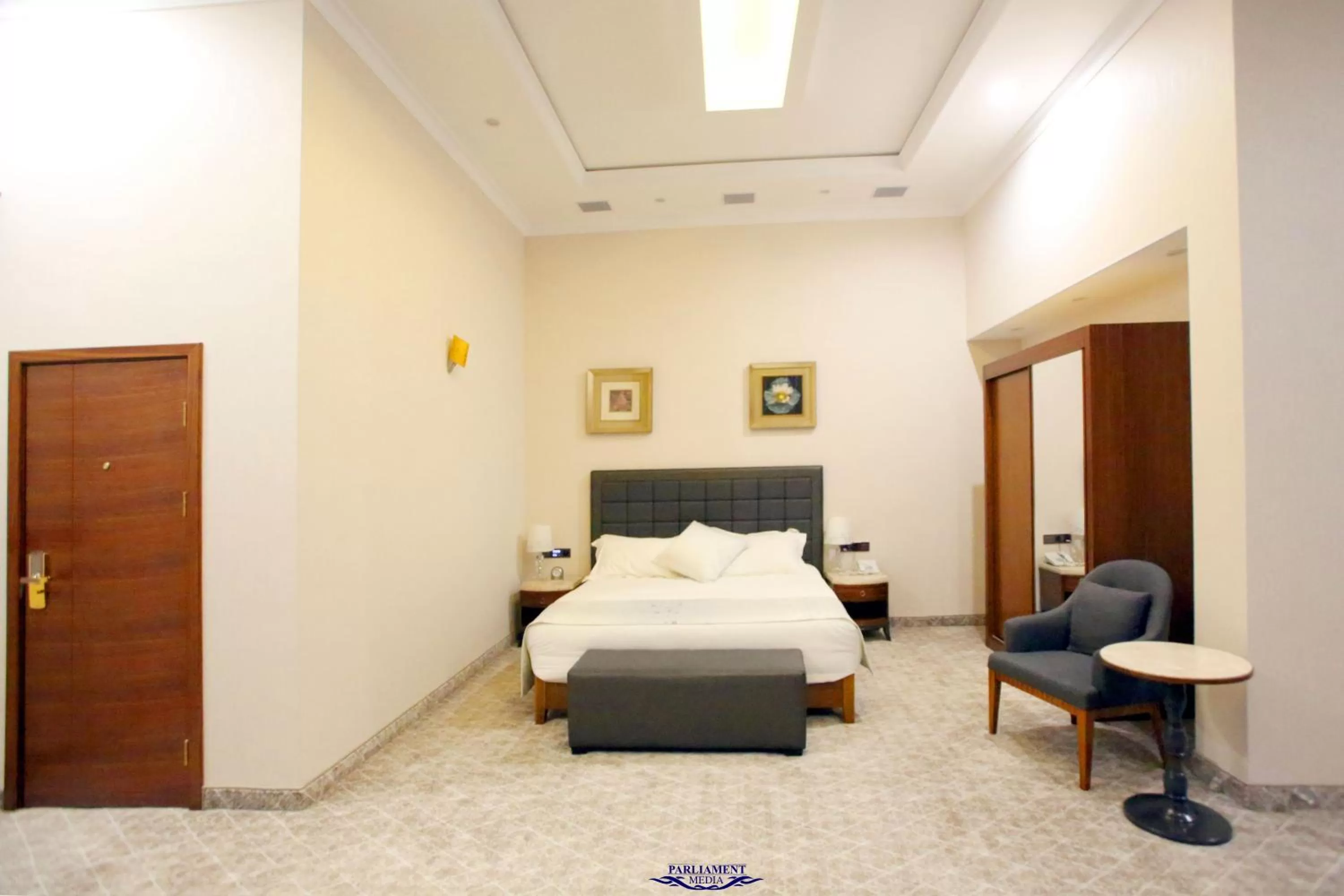 Bed in Parliament Palace Hotel