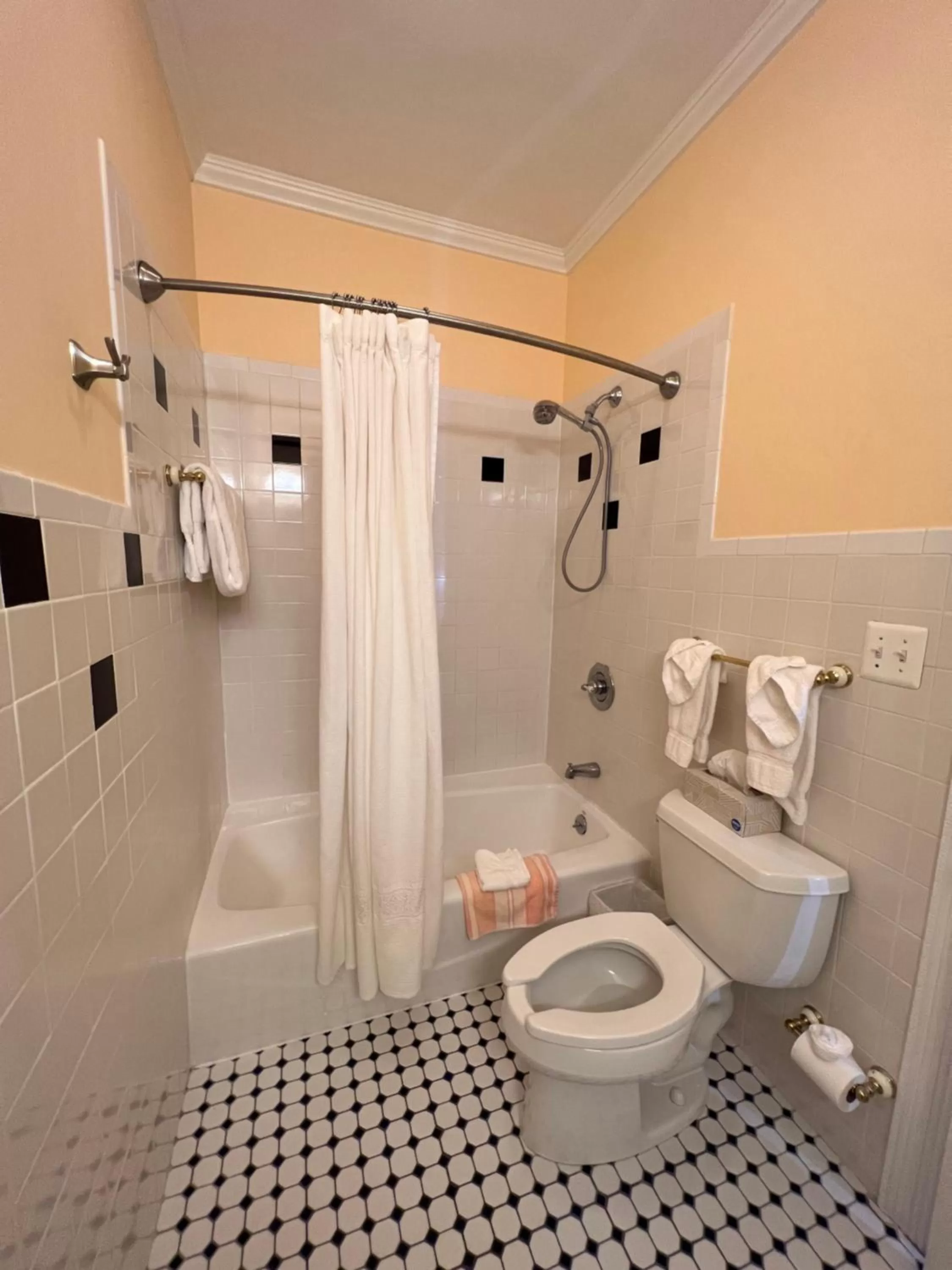 Bathroom in Elaine's Cape May Boutique Hotel