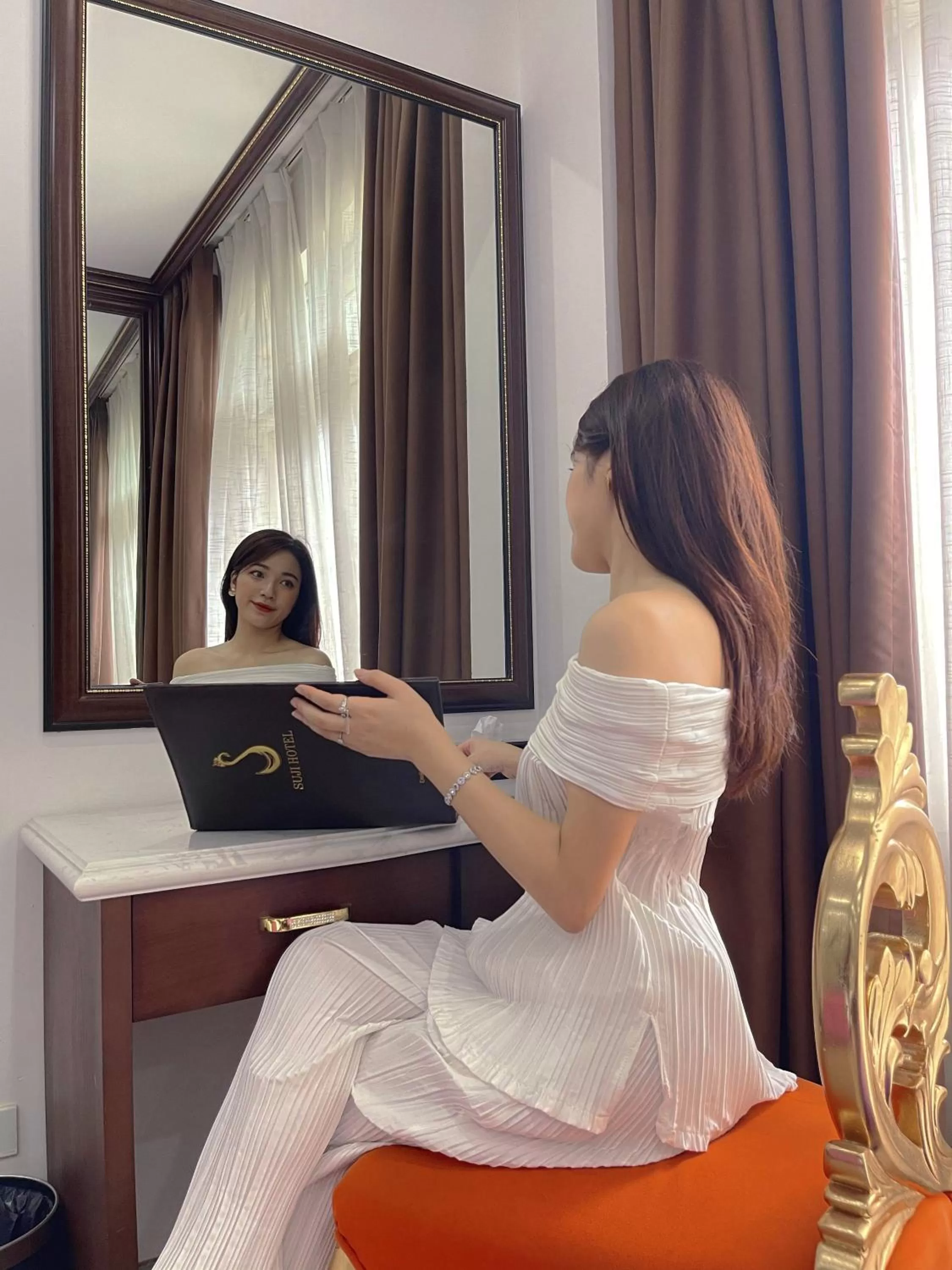 People in Hanoi Suji Hotel