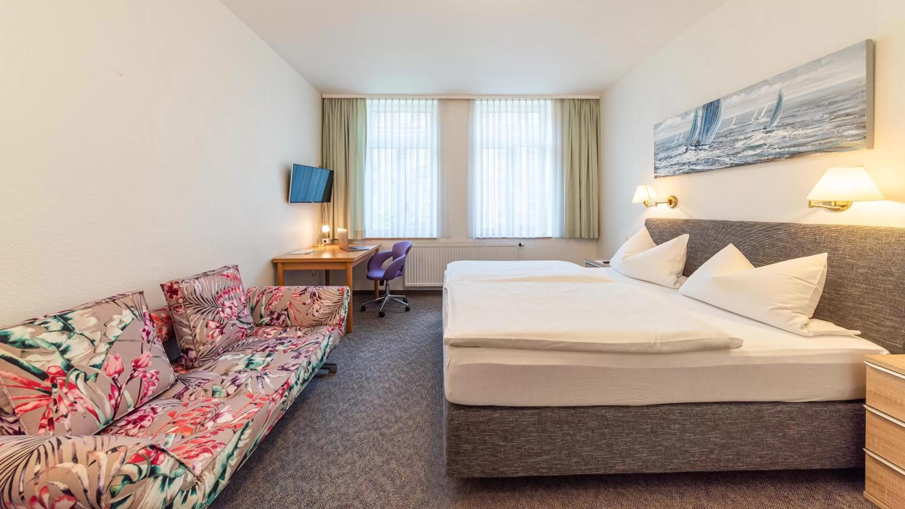 Staff, Bed in PrivatHotel Probst