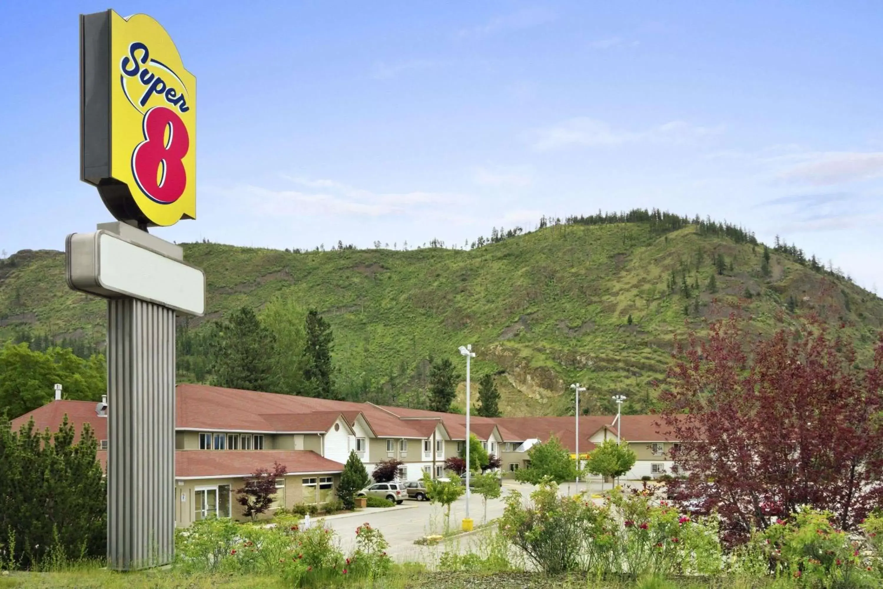 Super 8 by Wyndham West Kelowna BC Super 8 by Wyndham West Kelowna BC