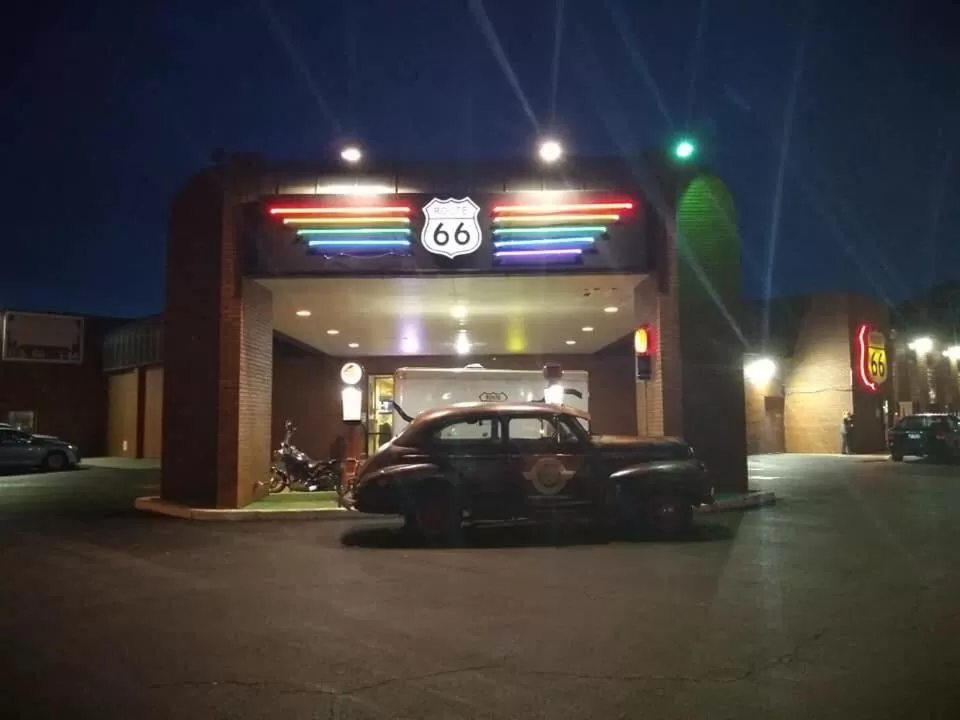 Route 66 Hotel, Southern View, Illinois
