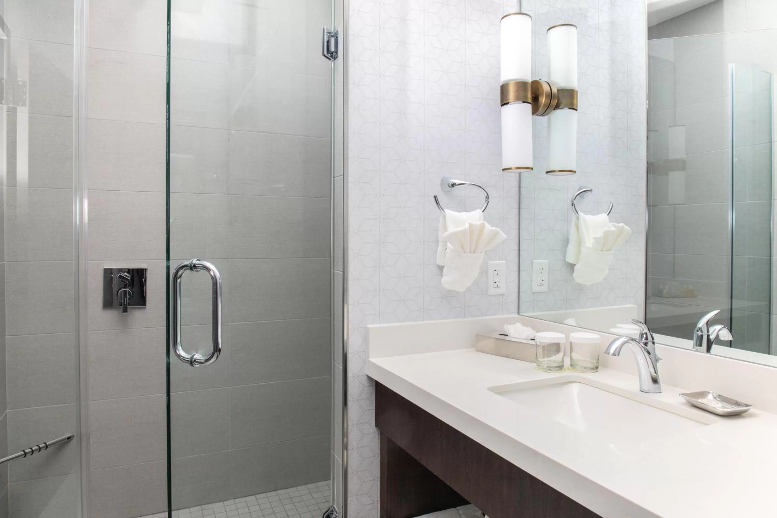 Bathroom in Haywood Park Hotel, an Ascend Collection Hotel