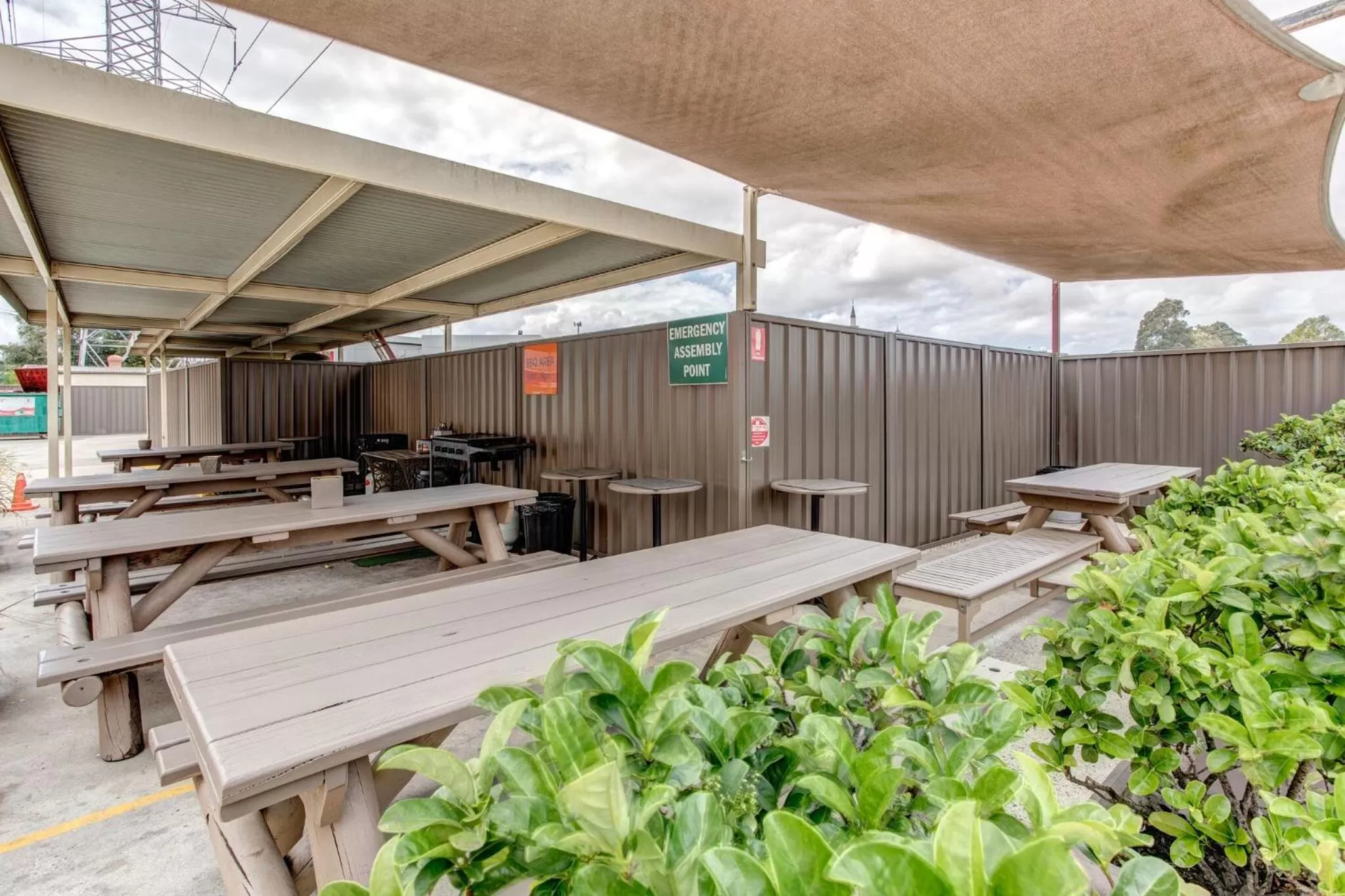 BBQ facilities in Arena Hotel (formerly Sleep Express Motel)