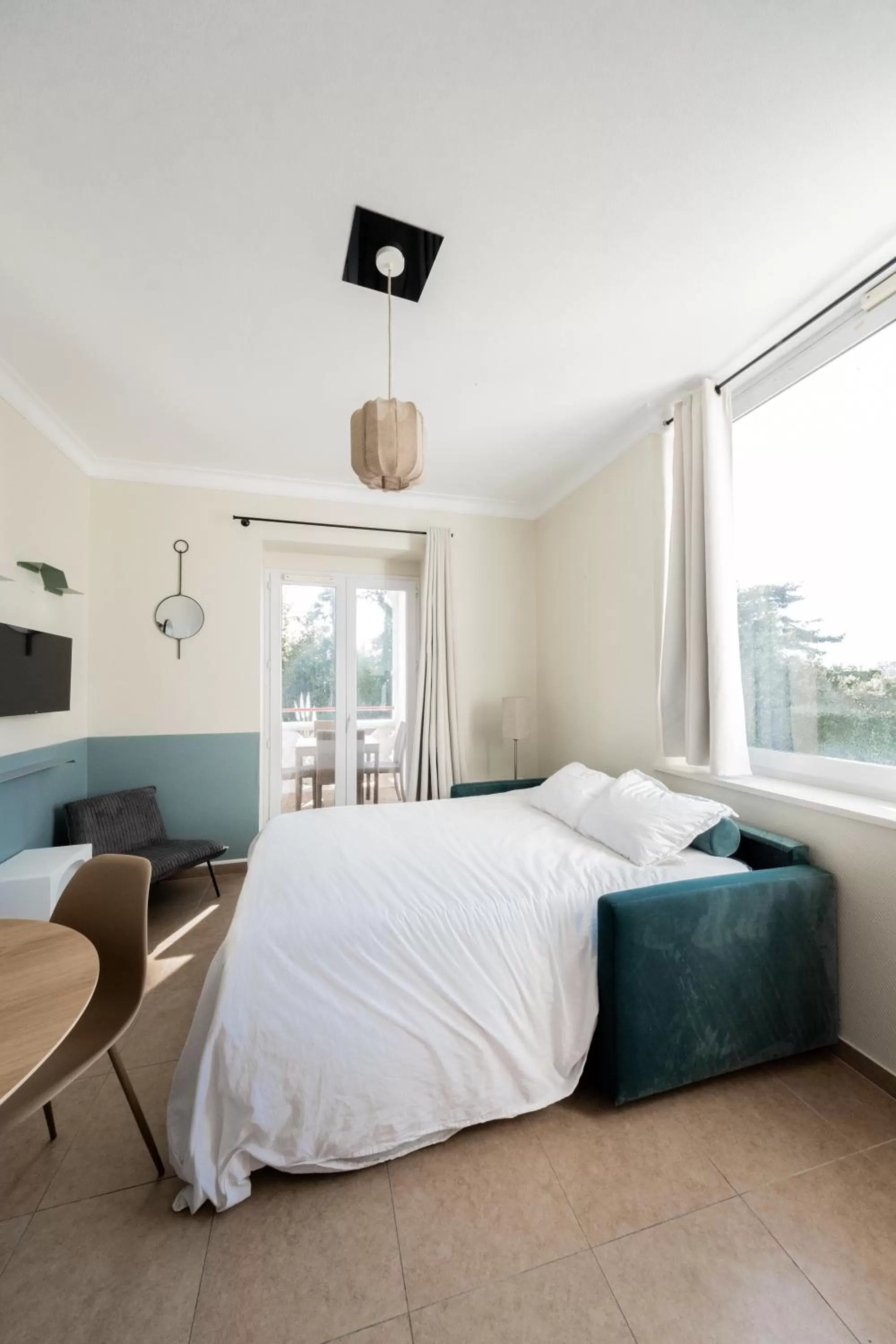 Bed in Résidence Chateau d'Acotz - Avec piscine à 600m des plages à Saint-Jean-de-Luz