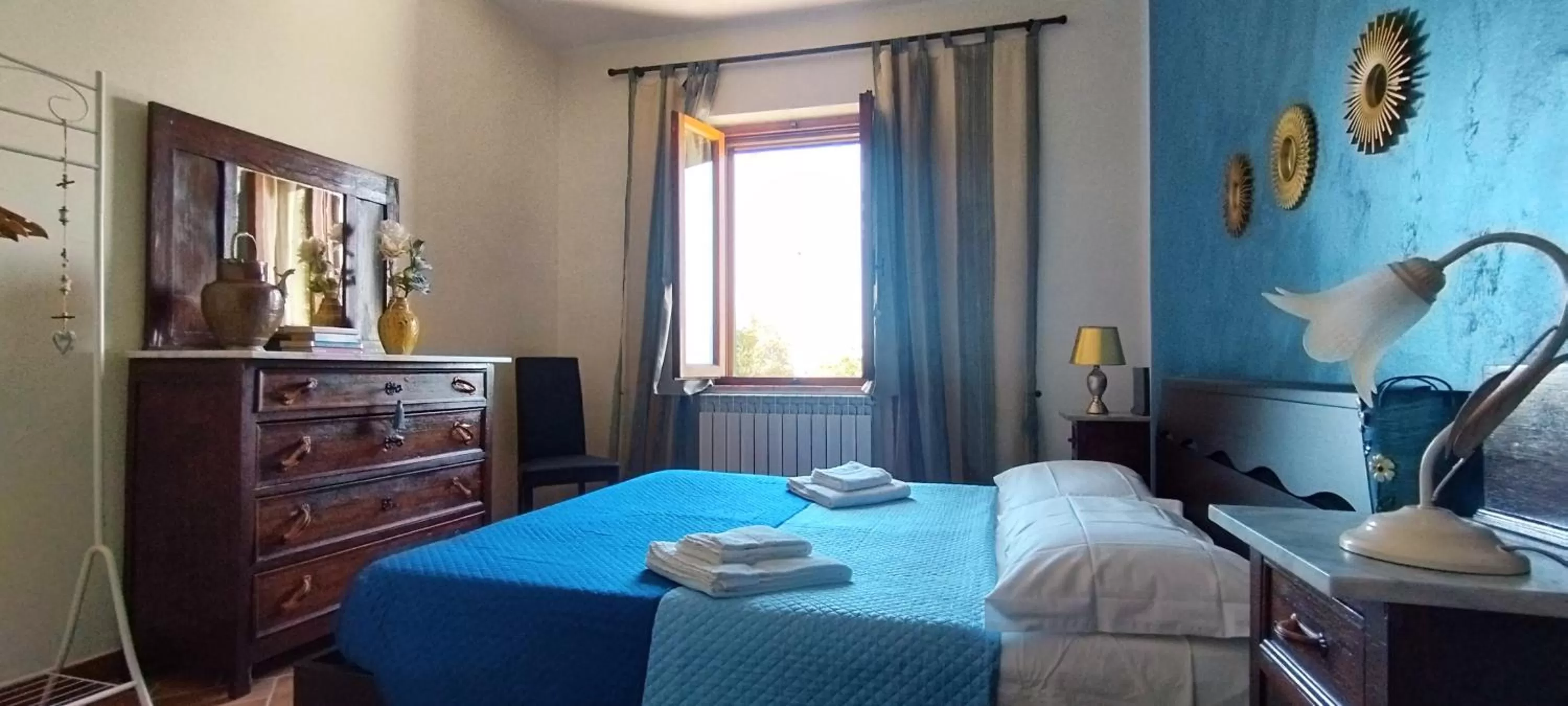 Bedroom, Bed in La Casa Tra Gli Ulivi