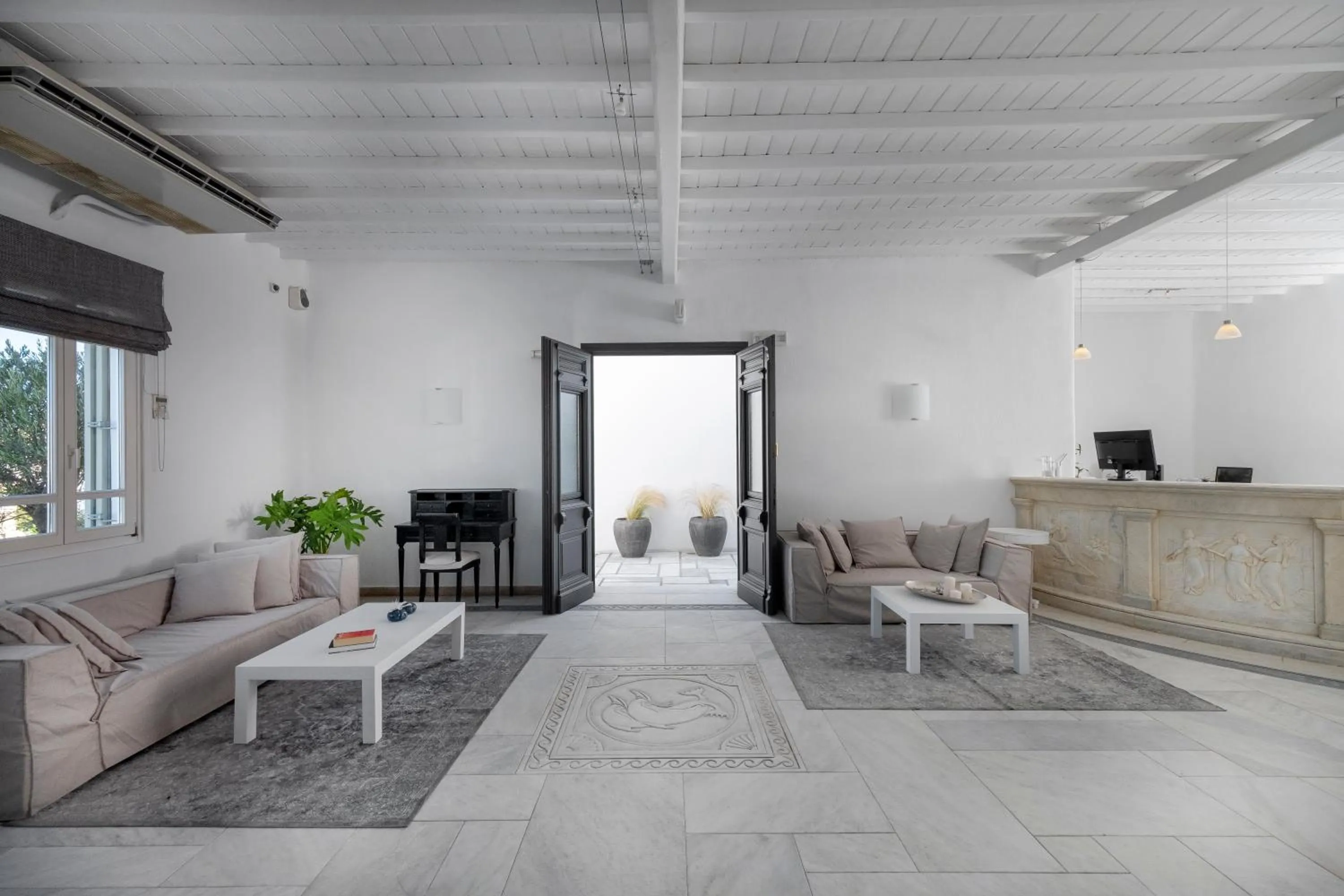 Lobby or reception in Deliades Hotel