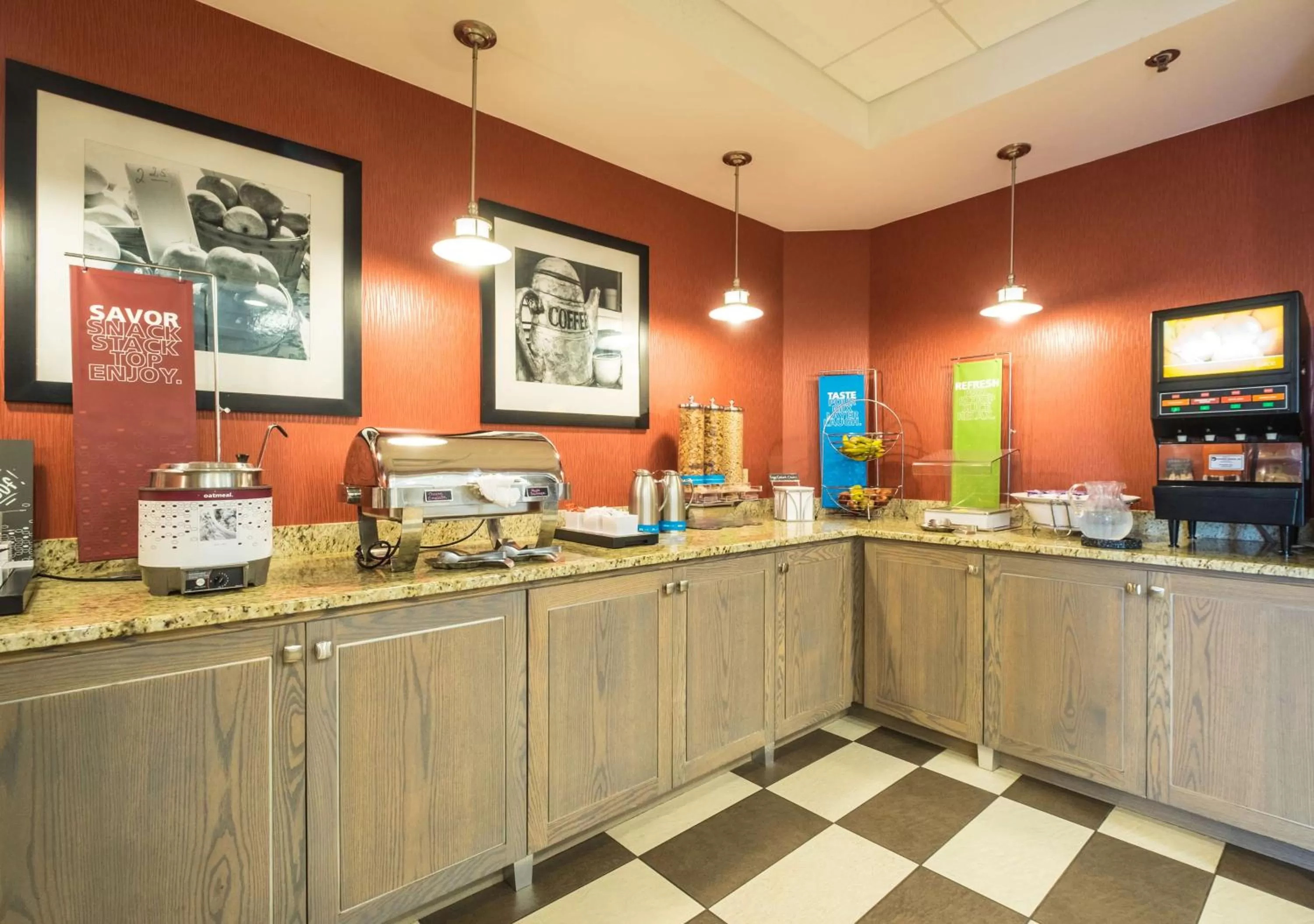 Breakfast in Hampton Inn Freeport/Brunswick