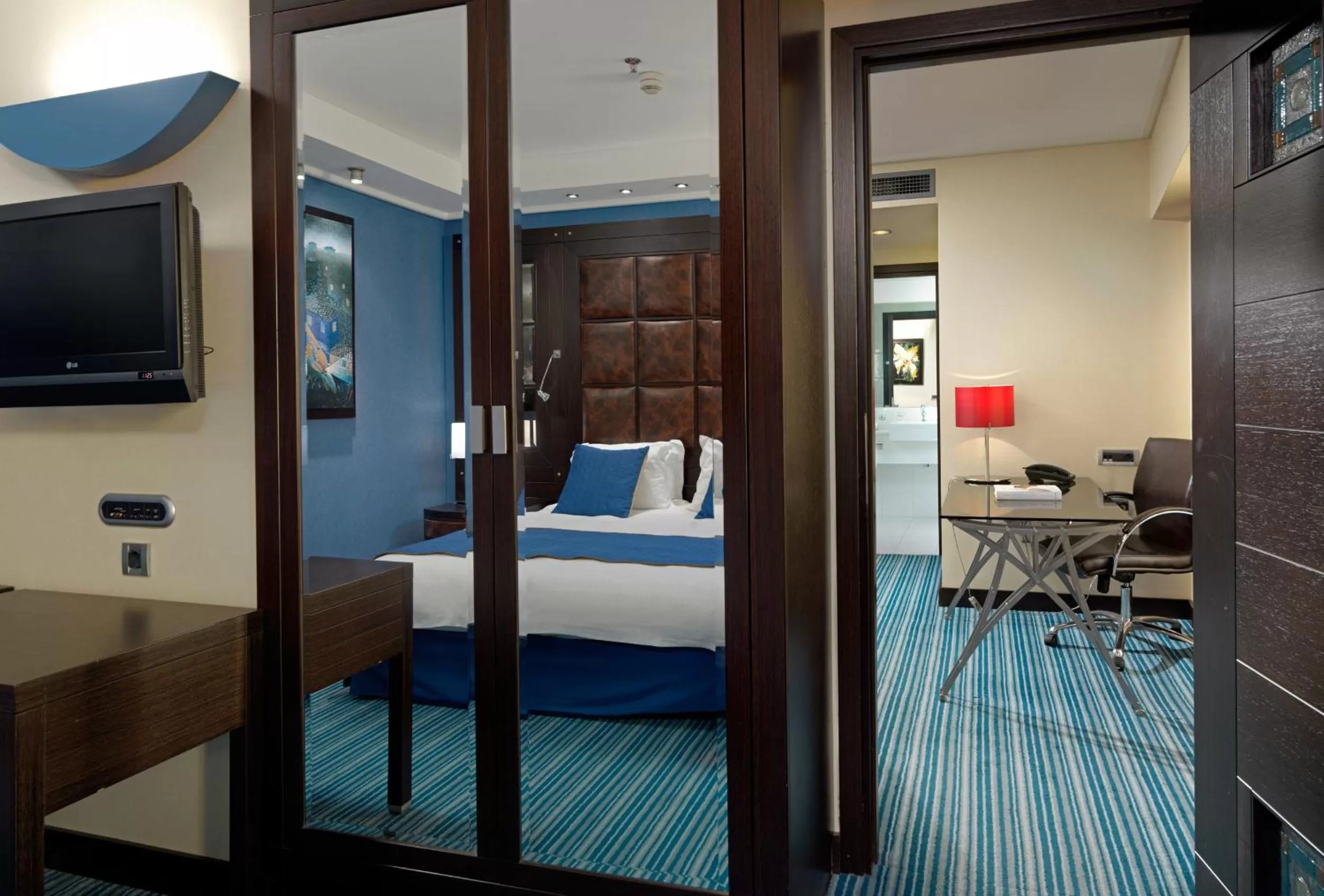 Photo of the whole room, Bed in Crowne Plaza Athens City Centre by IHG