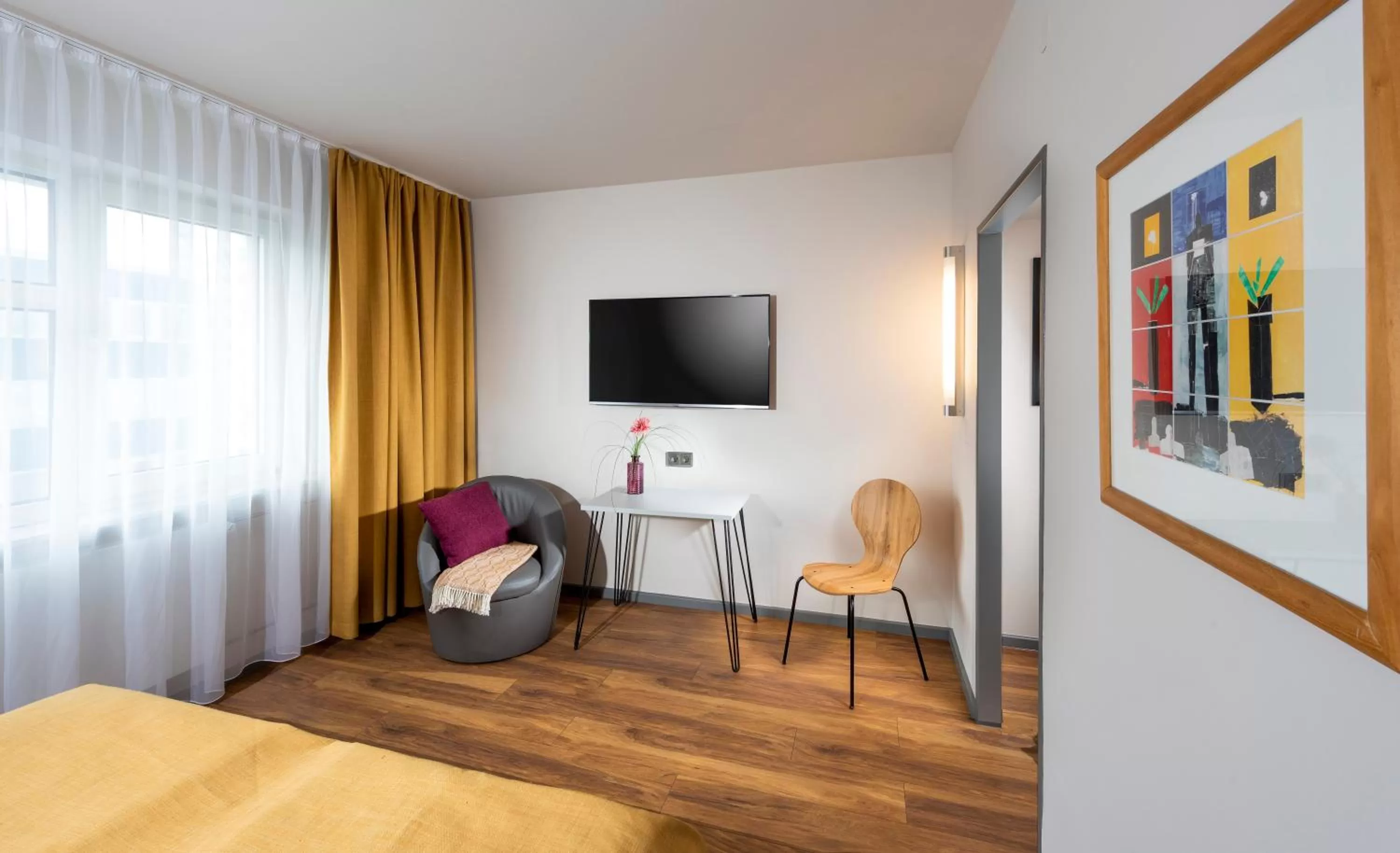 TV and multimedia, Bed in SORAT Hotel Berlin