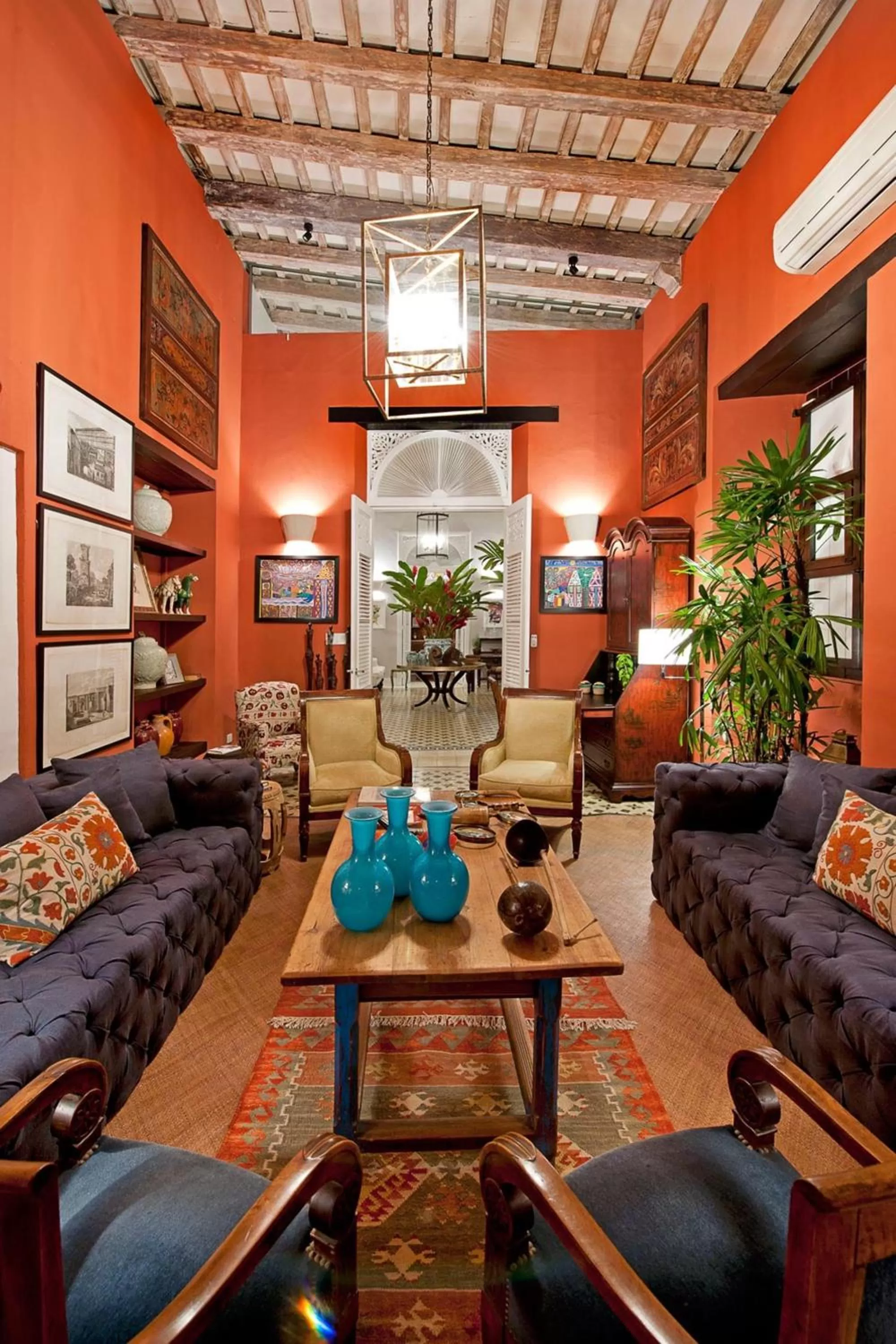 Communal lounge/ TV room in Casas del XVI