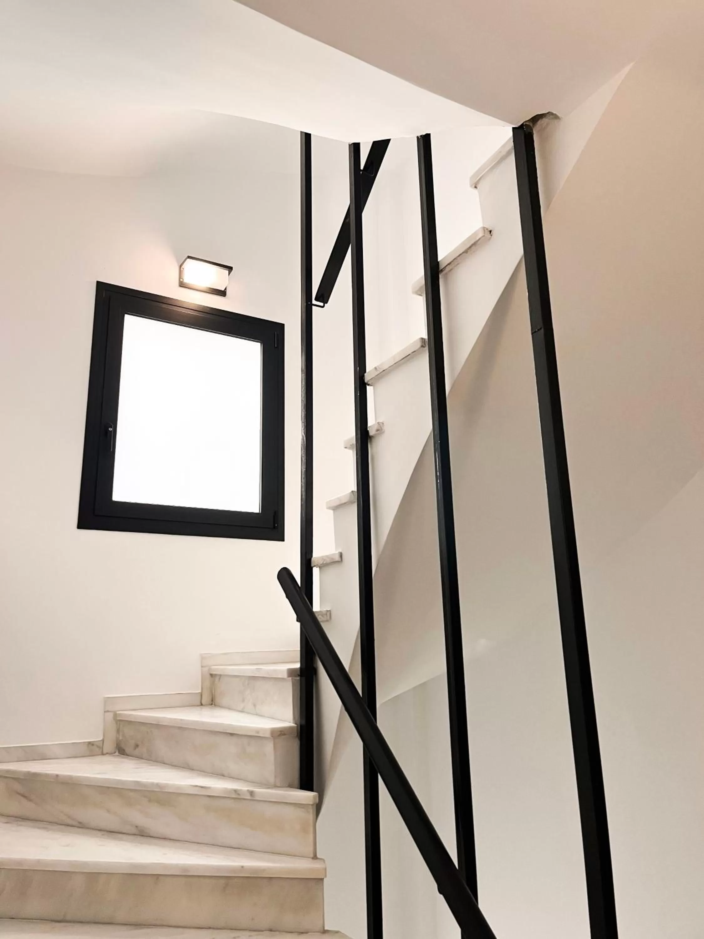 Property building in Exarchia House Project