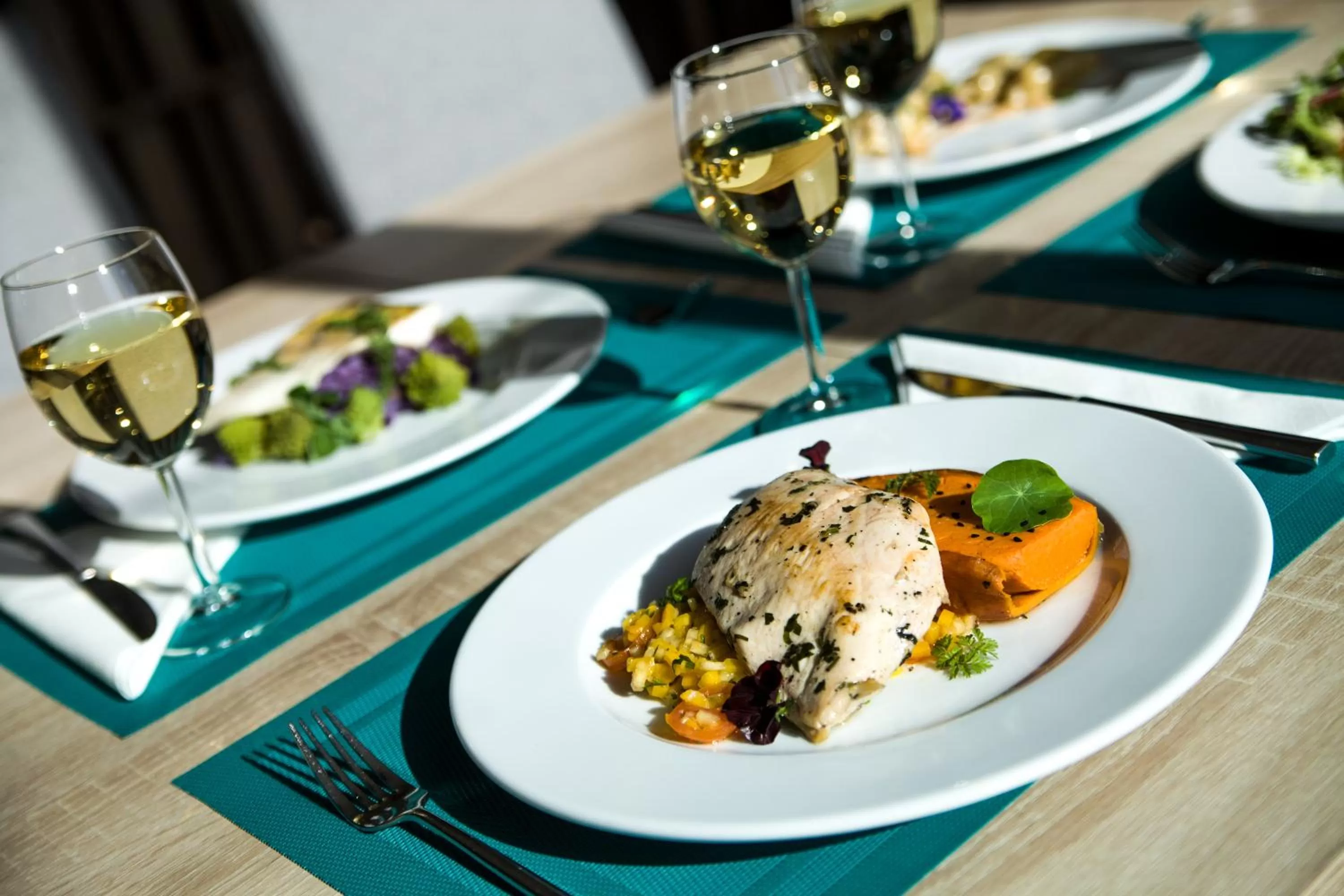 Restaurant/places to eat in Hotel Zatoka