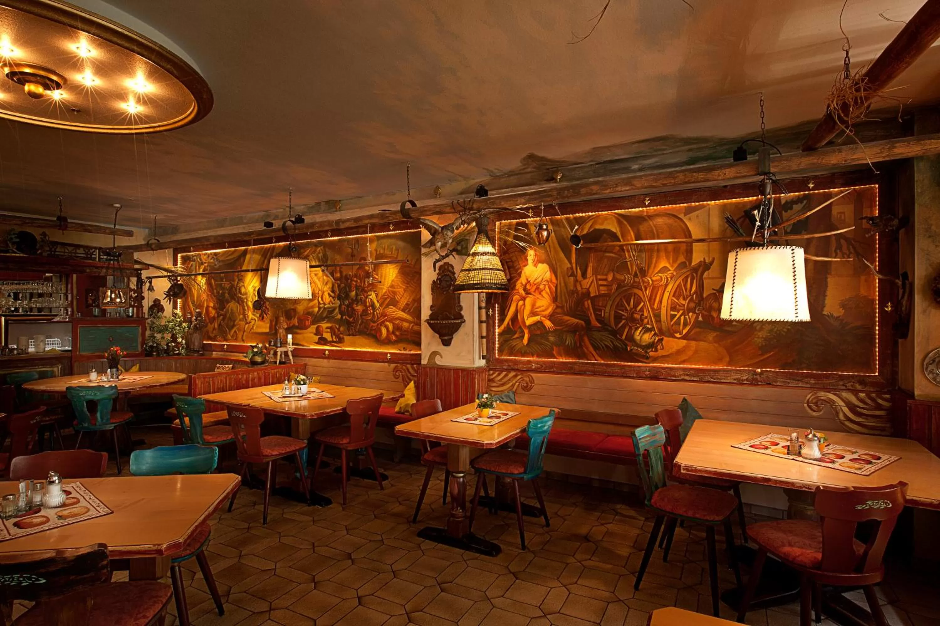 Restaurant/places to eat in Altstadt-Hotel Zum Hechten