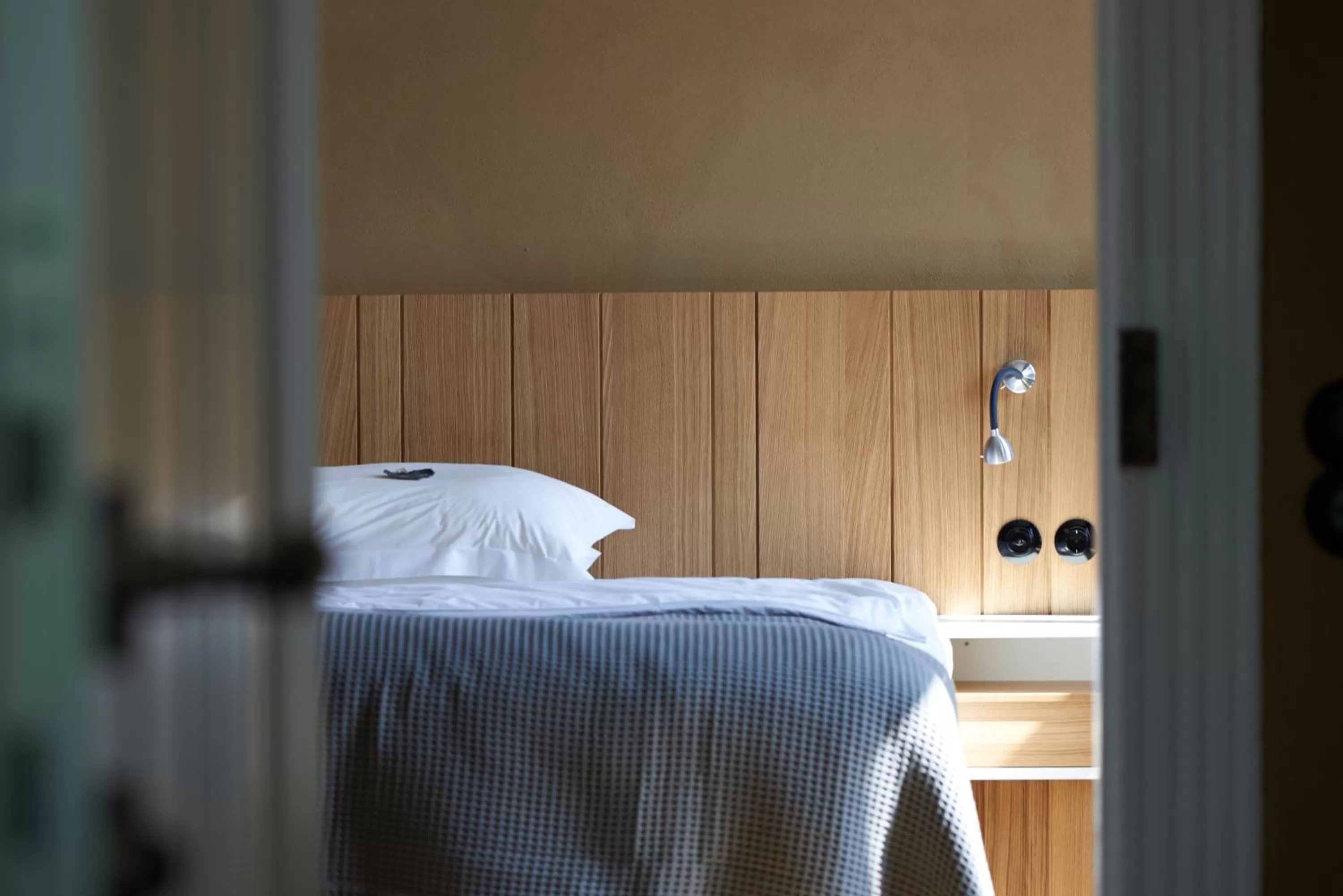 Photo of the whole room, Bed in Alte Apotheke