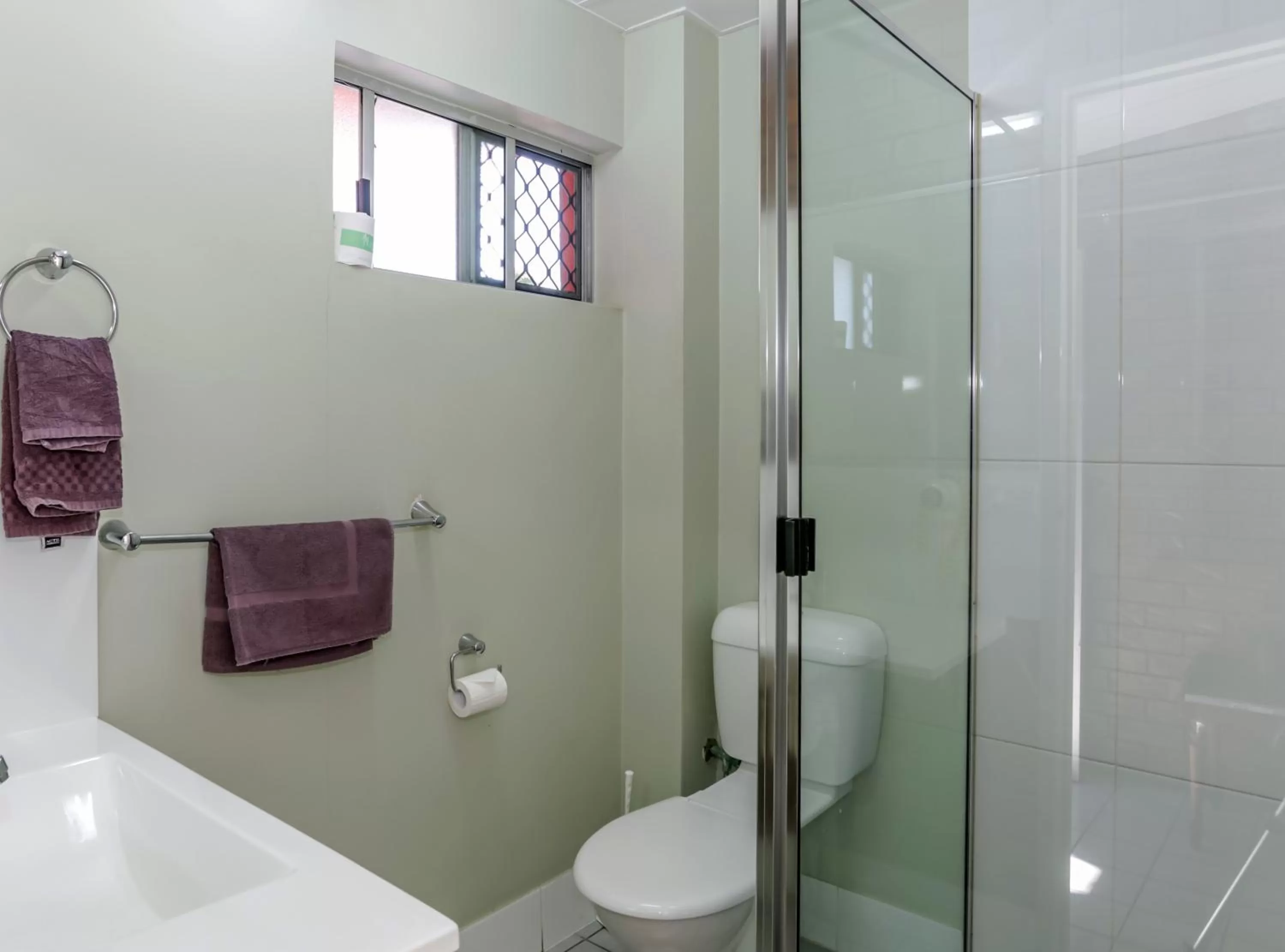 Bathroom in Matilda Motel