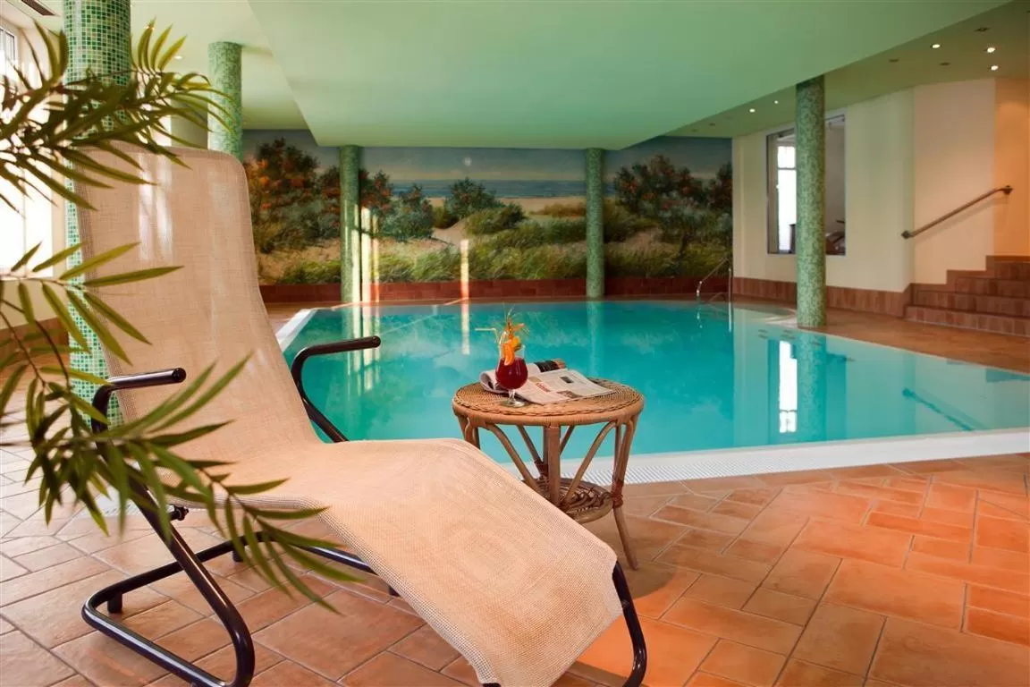 Swimming pool in Am Weststrand Aparthotel Kühlungsborn