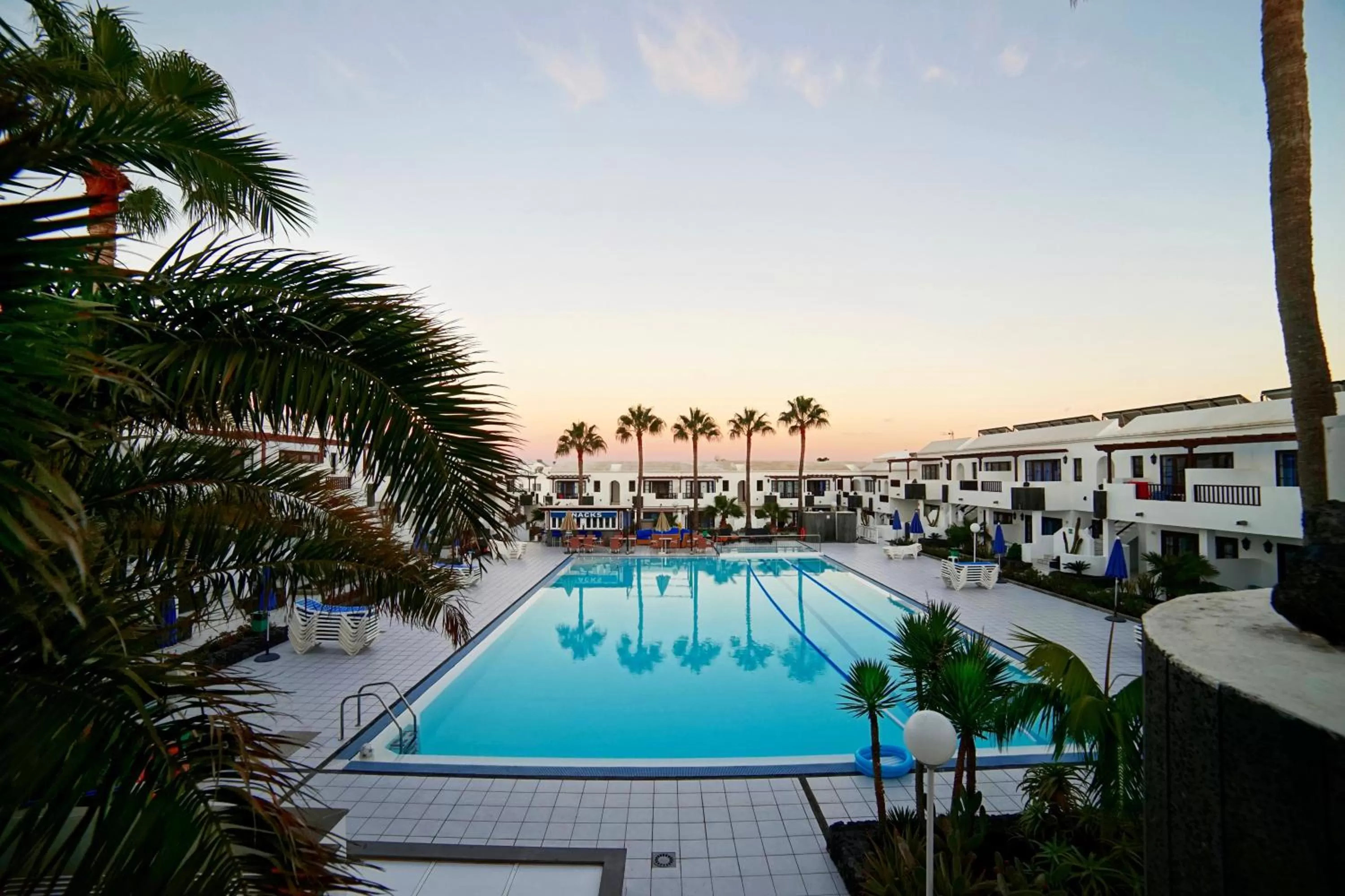 Pool view in Plaza Azul