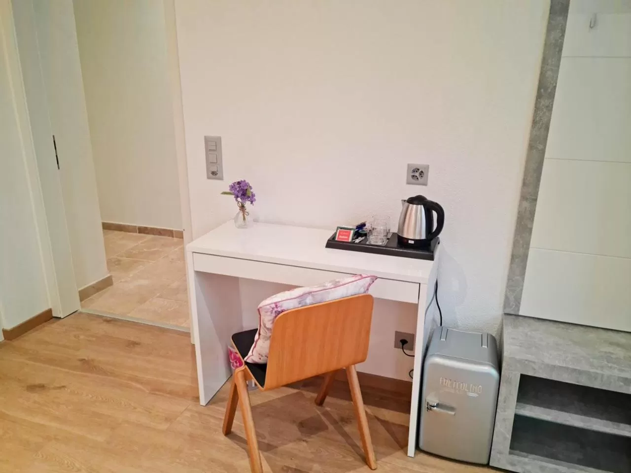 Coffee/tea facilities in La Factory