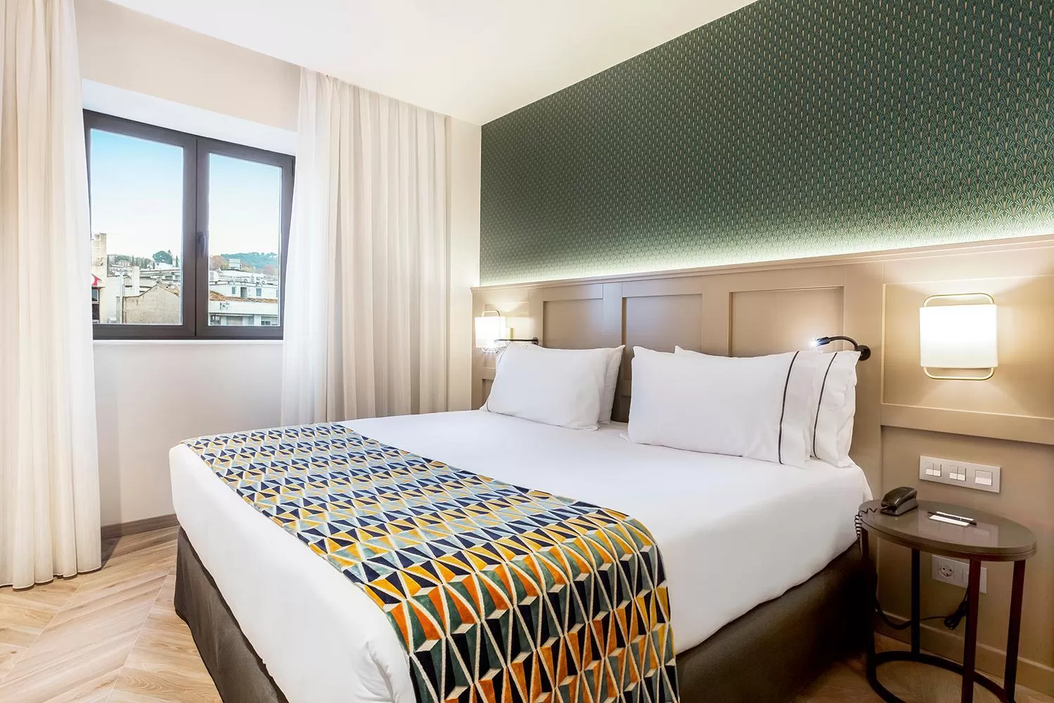 Bedroom, Bed in Eurostars Puerta Real