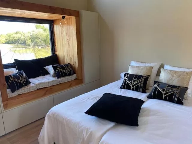 Bed in Écolodges du Golf du Sauternais
