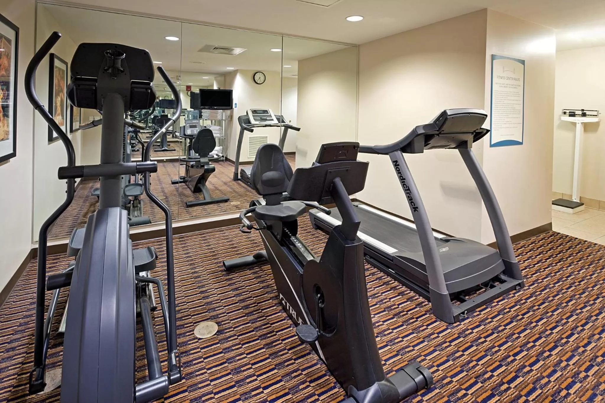 Spa and wellness centre/facilities in Staybridge Suites-Philadelphia/Mount Laurel by IHG