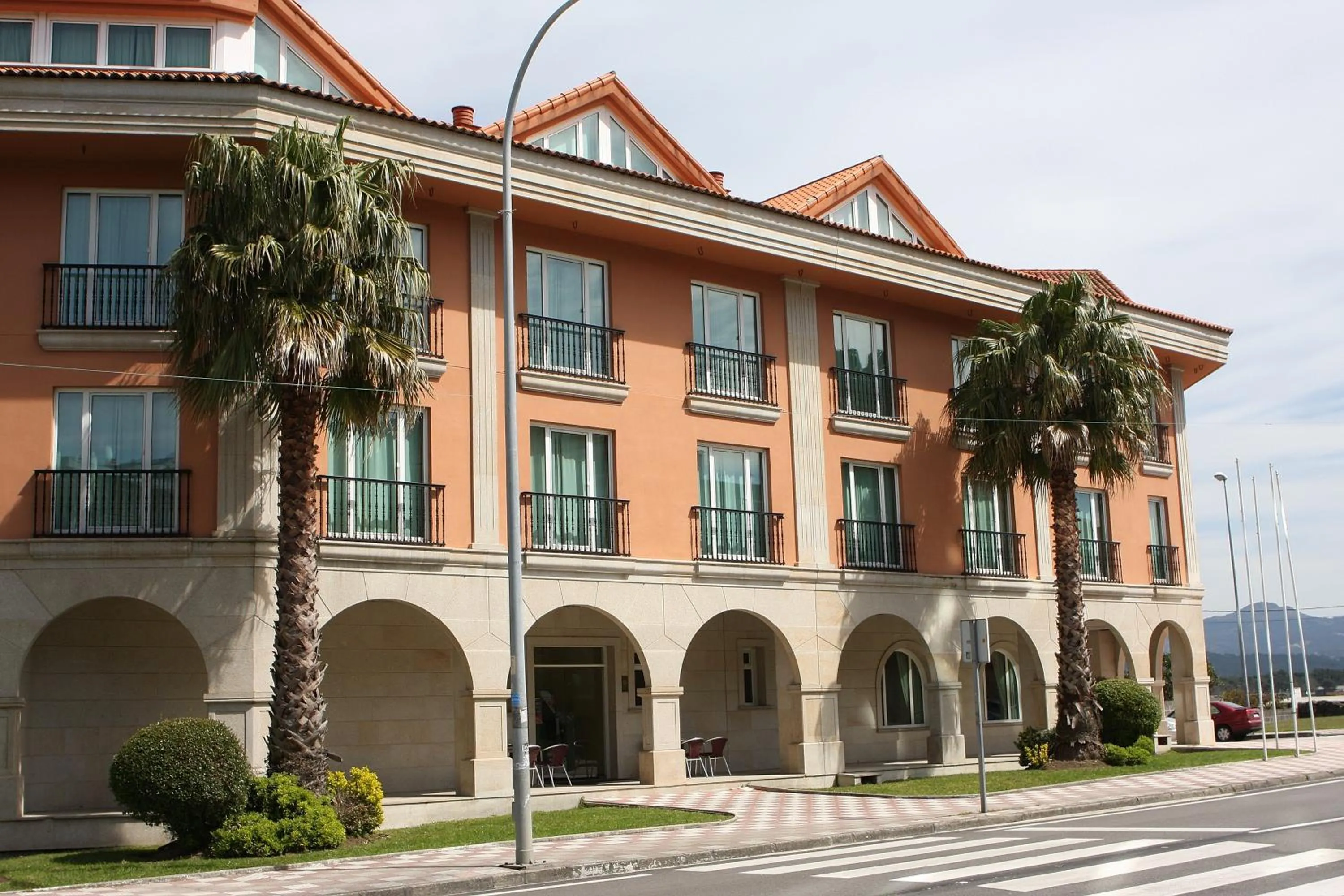 Property building in Hotel Bahía Bayona
