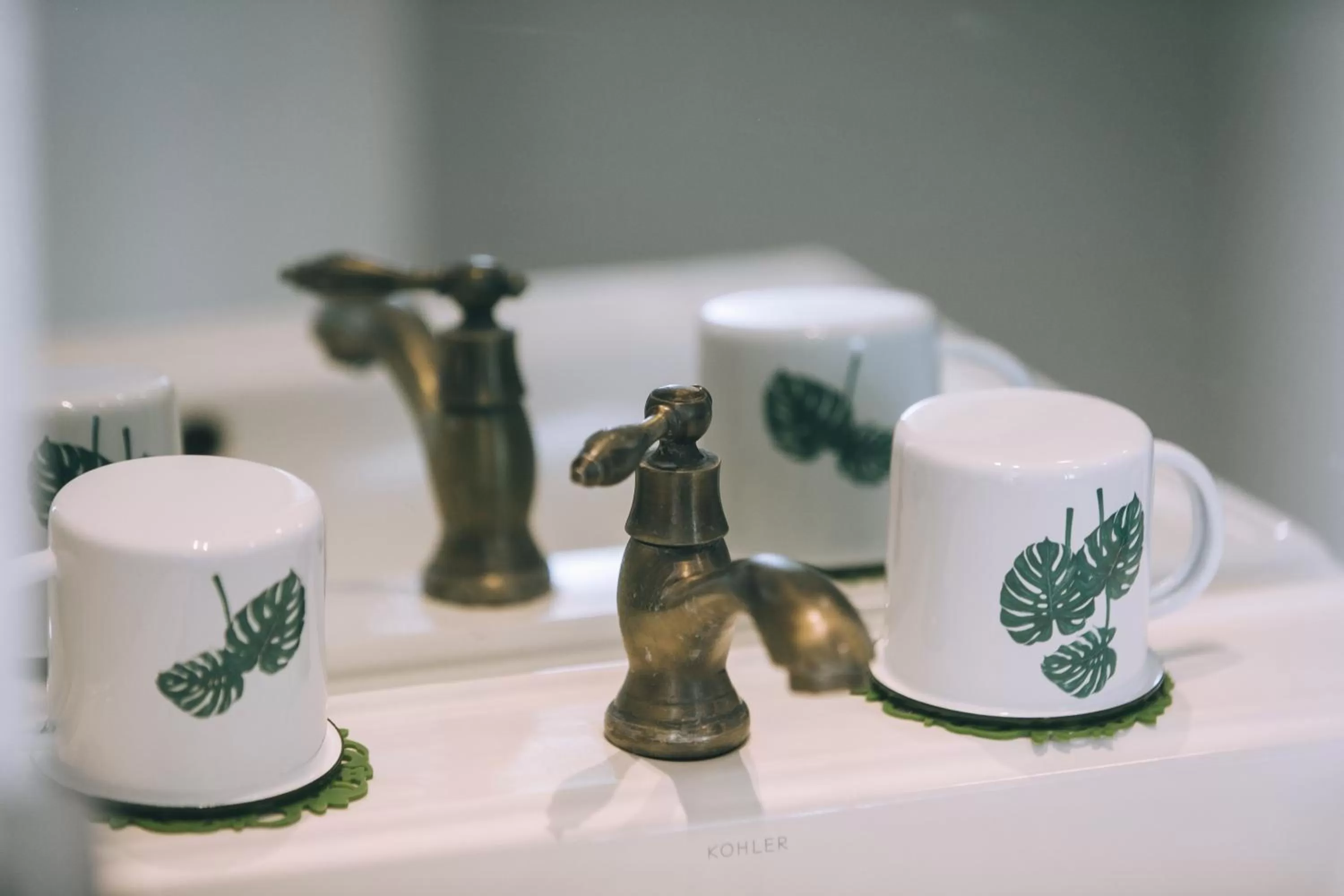 Bathroom in J's Cafe and Poshtel