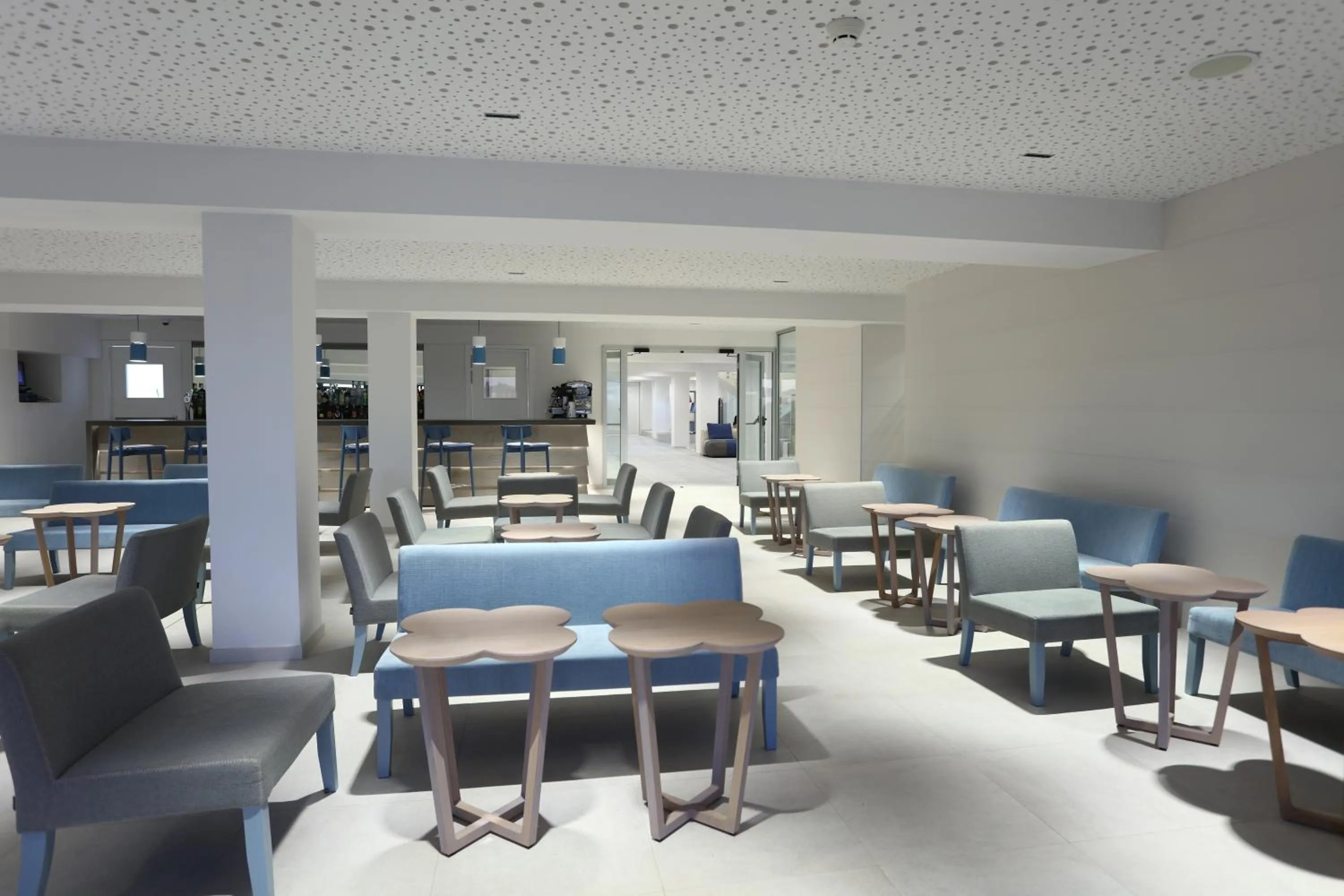 Lounge or bar in Mar Azul Pur Estil Hotel & Spa - Adults only