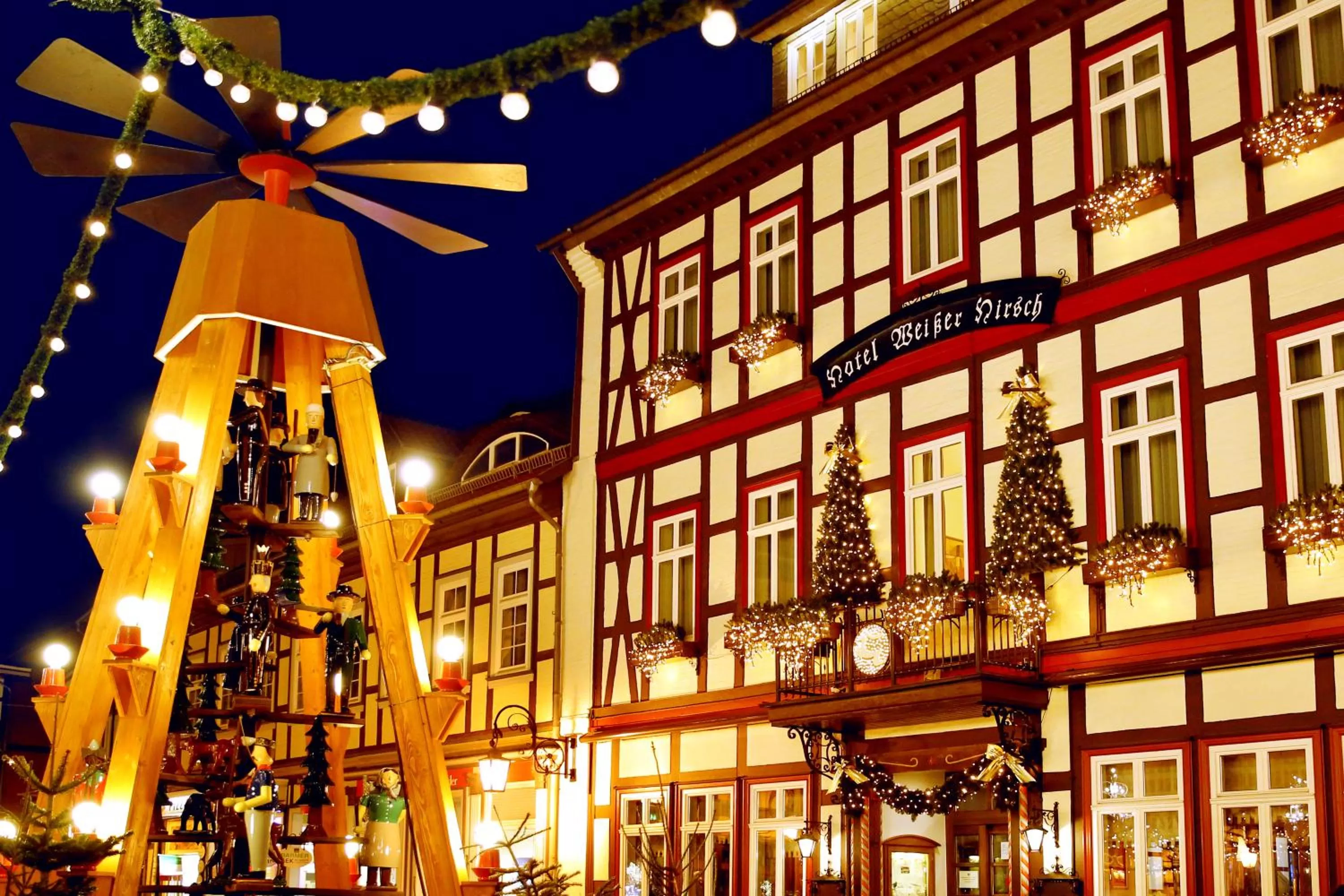 Facade/entrance in Ringhotel Weißer Hirsch