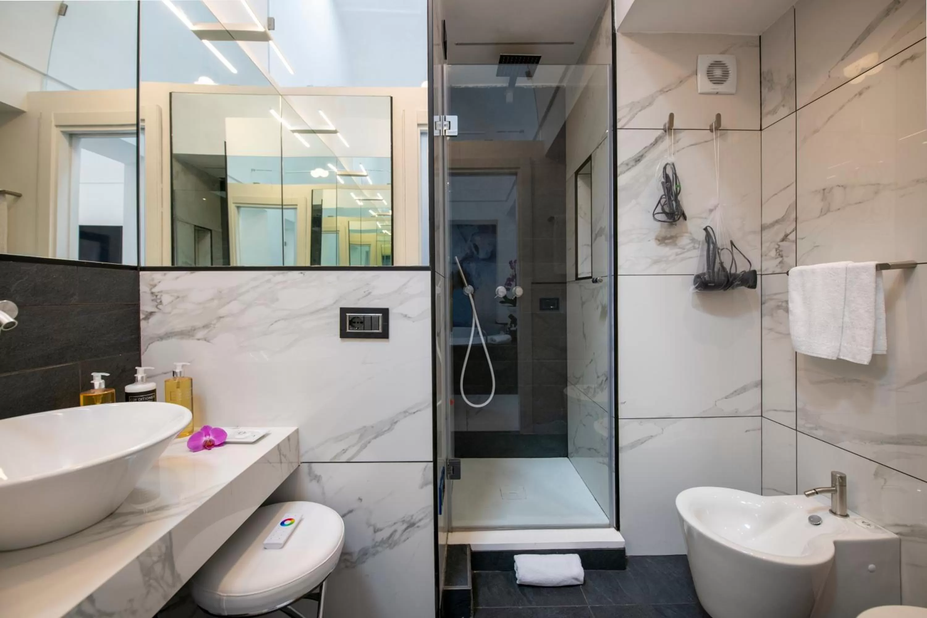 Bathroom in Positano Art Hotel Pasitea