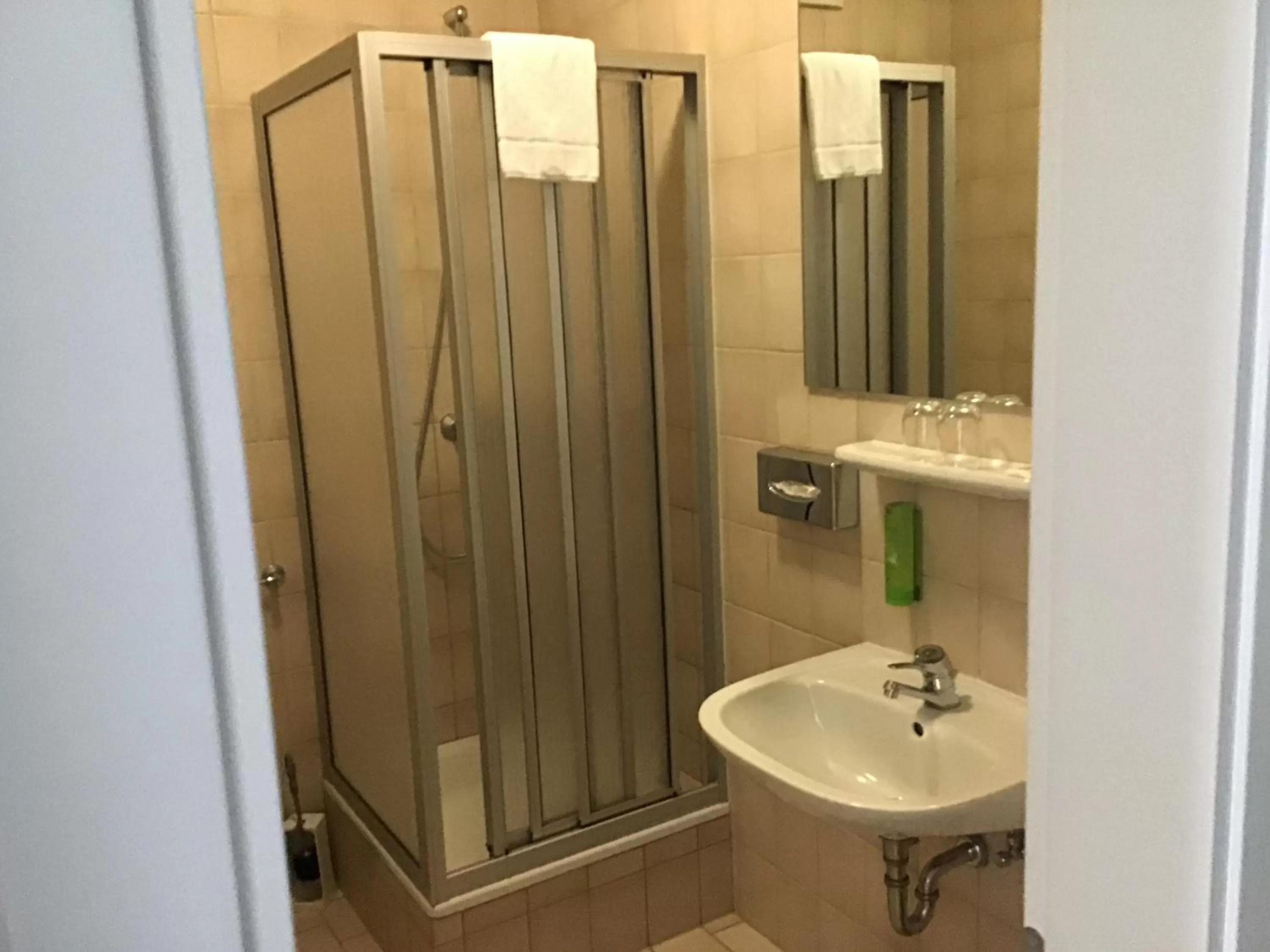 Bathroom in Garni Hotel Schmaus