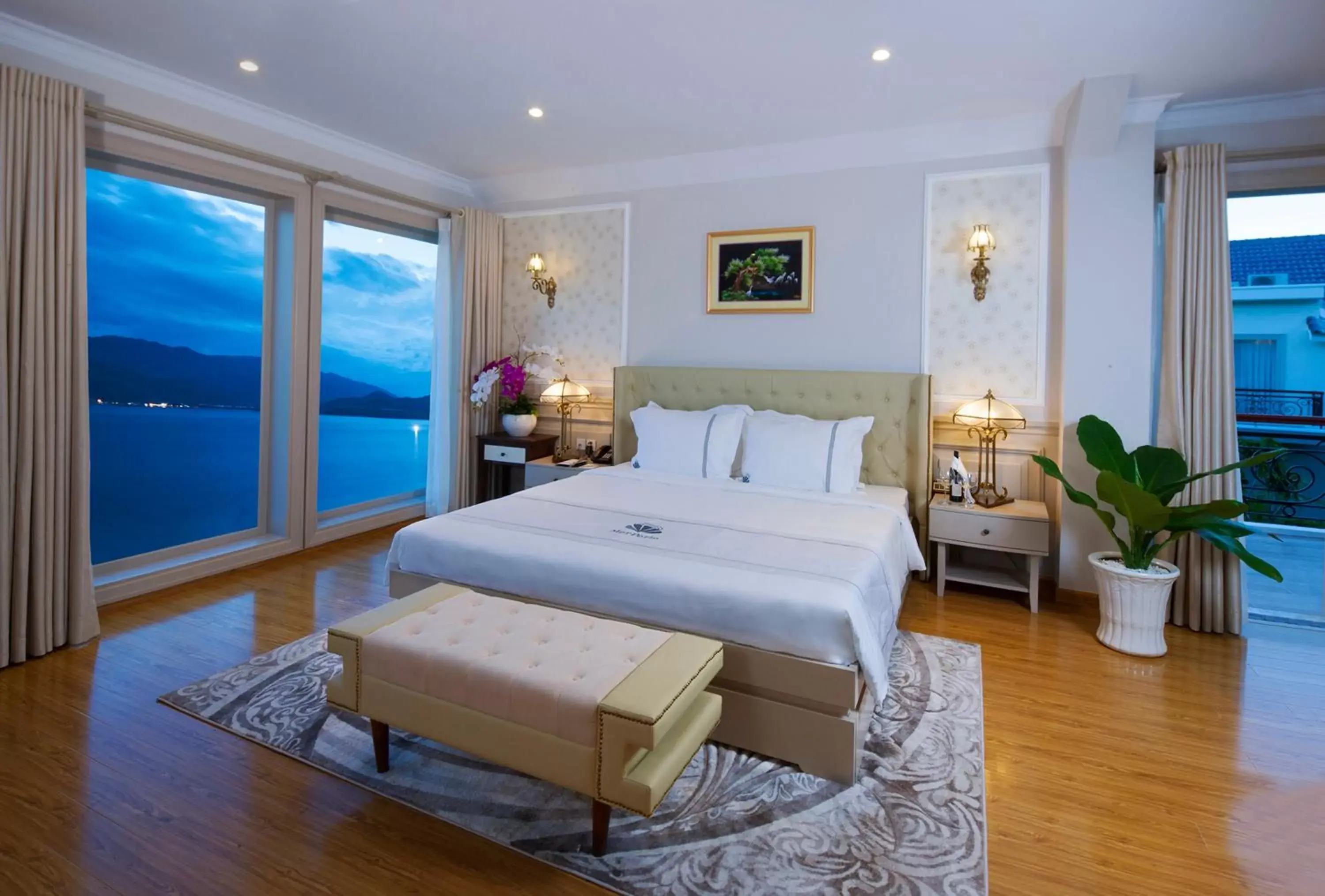 Executive Suite in Hon Tam Resort Executive Suite in Hon Tam Resort