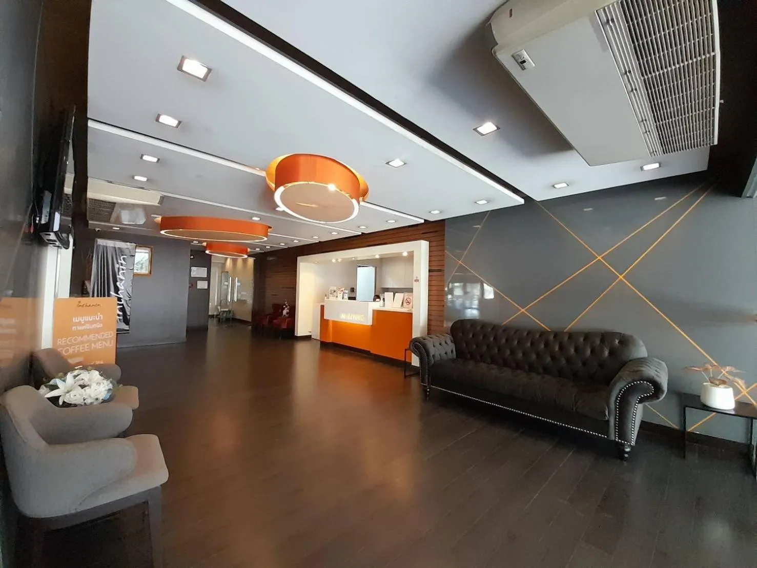 Lobby or reception, Lobby/Reception in 14 Living