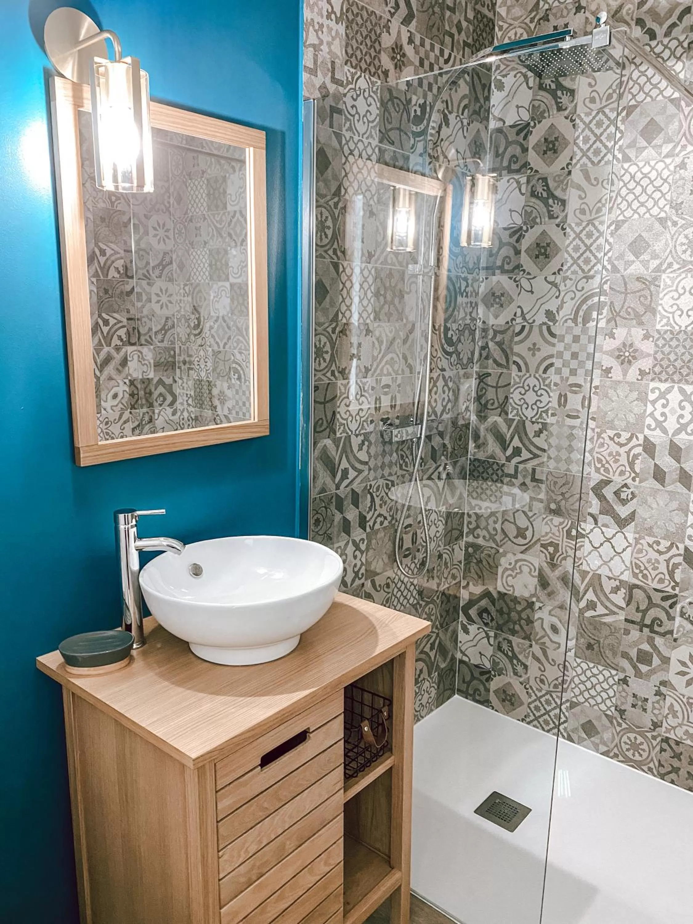 Bathroom in l'Orangerie de La Pontête