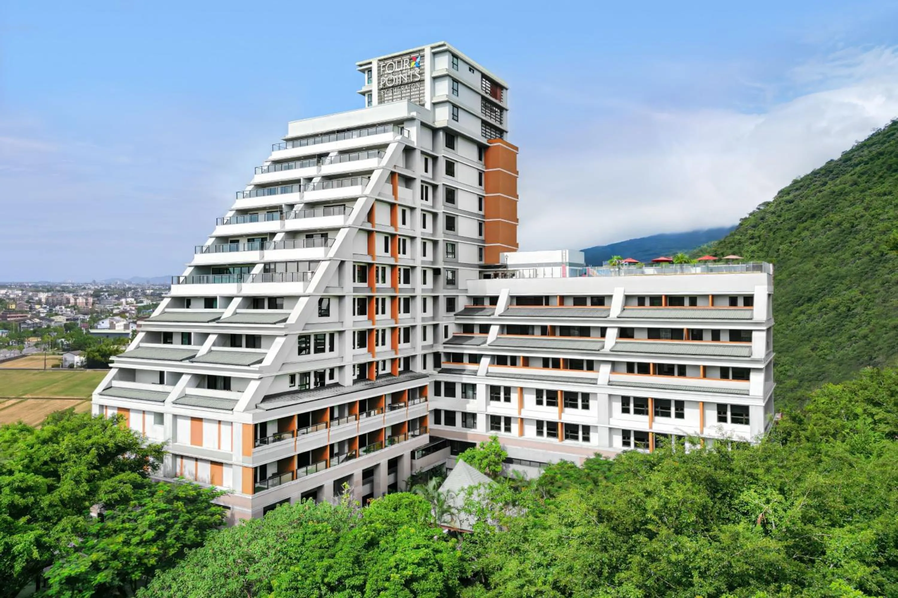 Property building in Four Points by Sheraton Yilan Jiaoxi