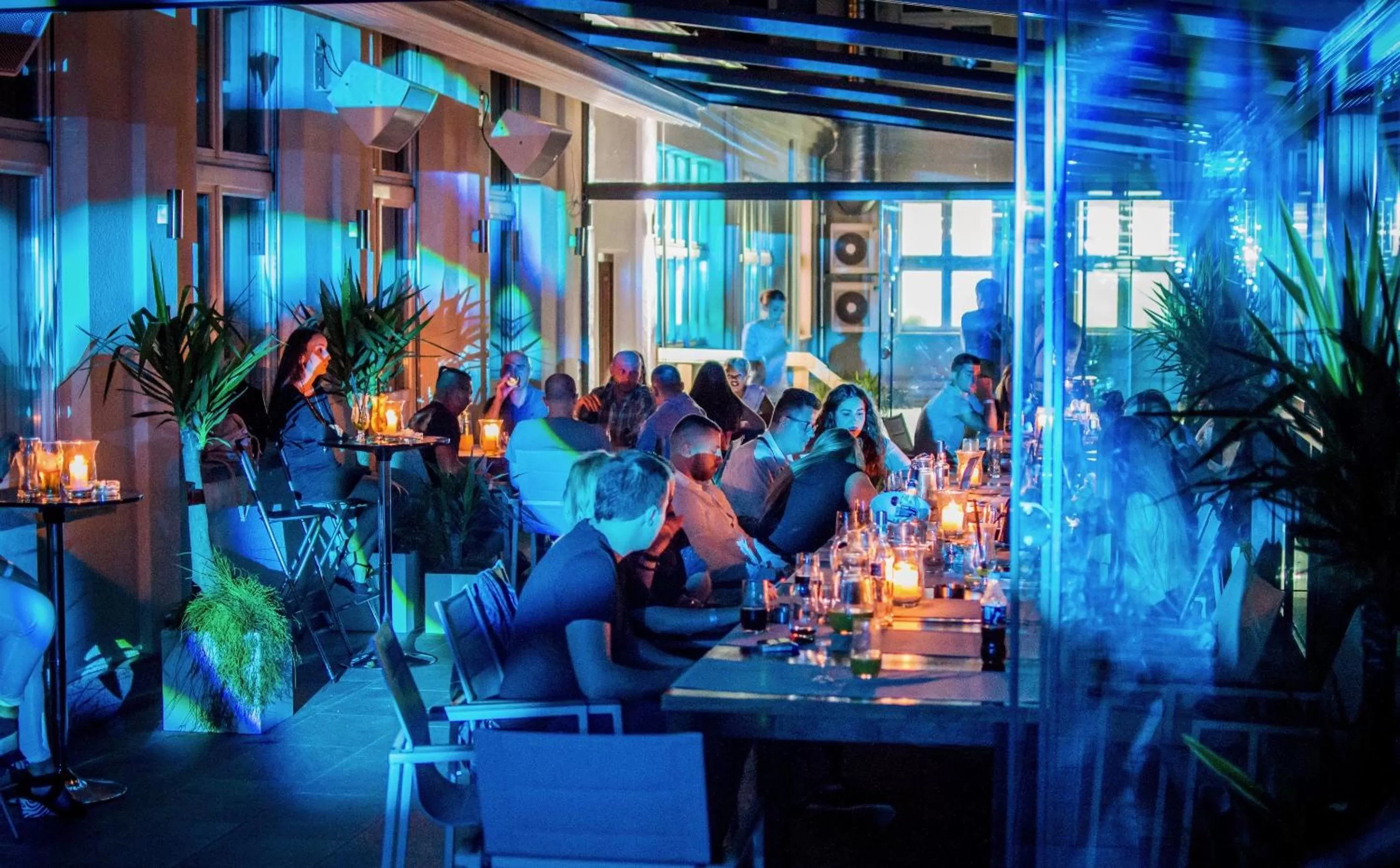 Restaurant/places to eat in Solidaris