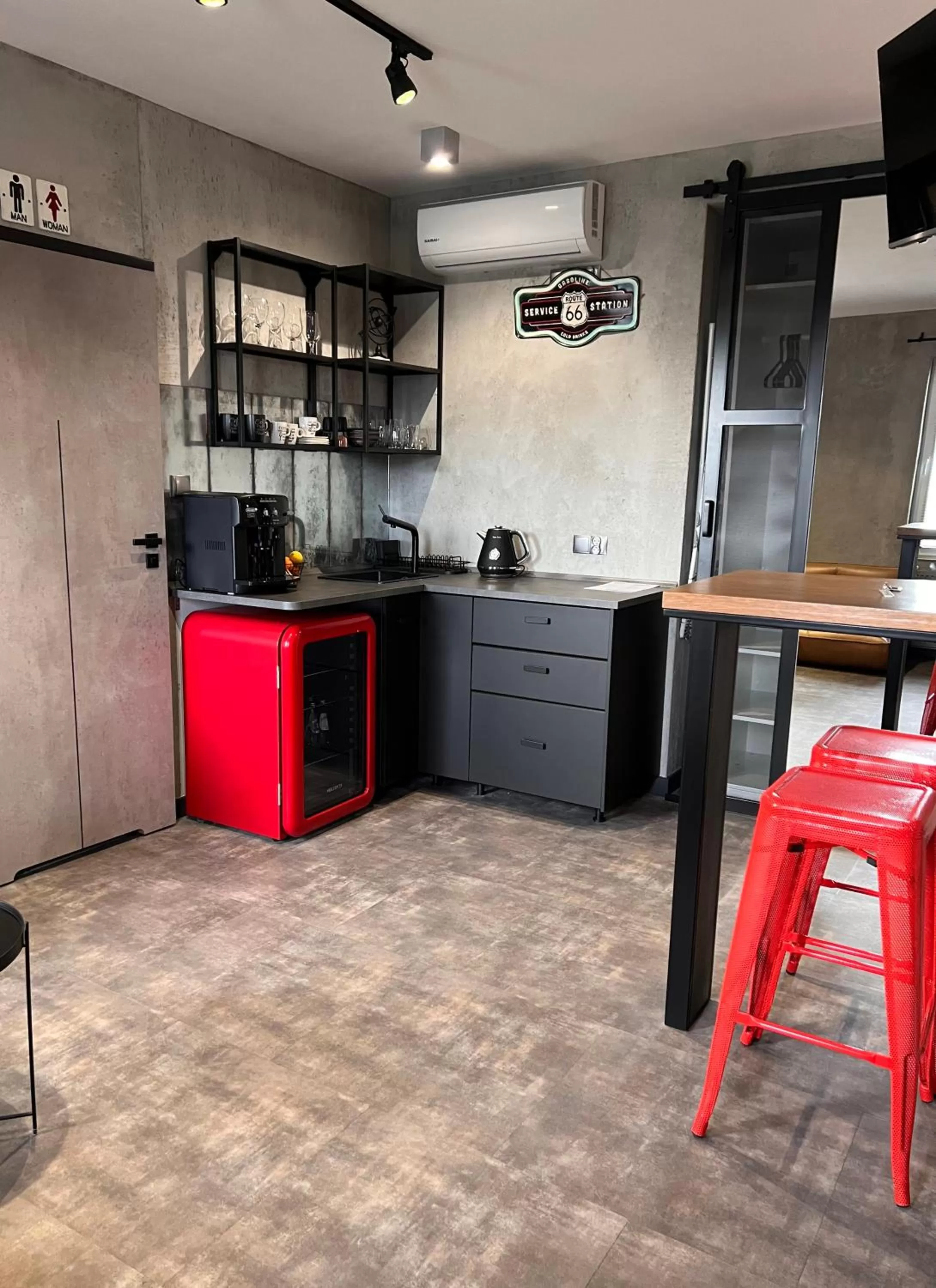 Kitchen or kitchenette in Global Home - Aparthotel - No Contact Check In