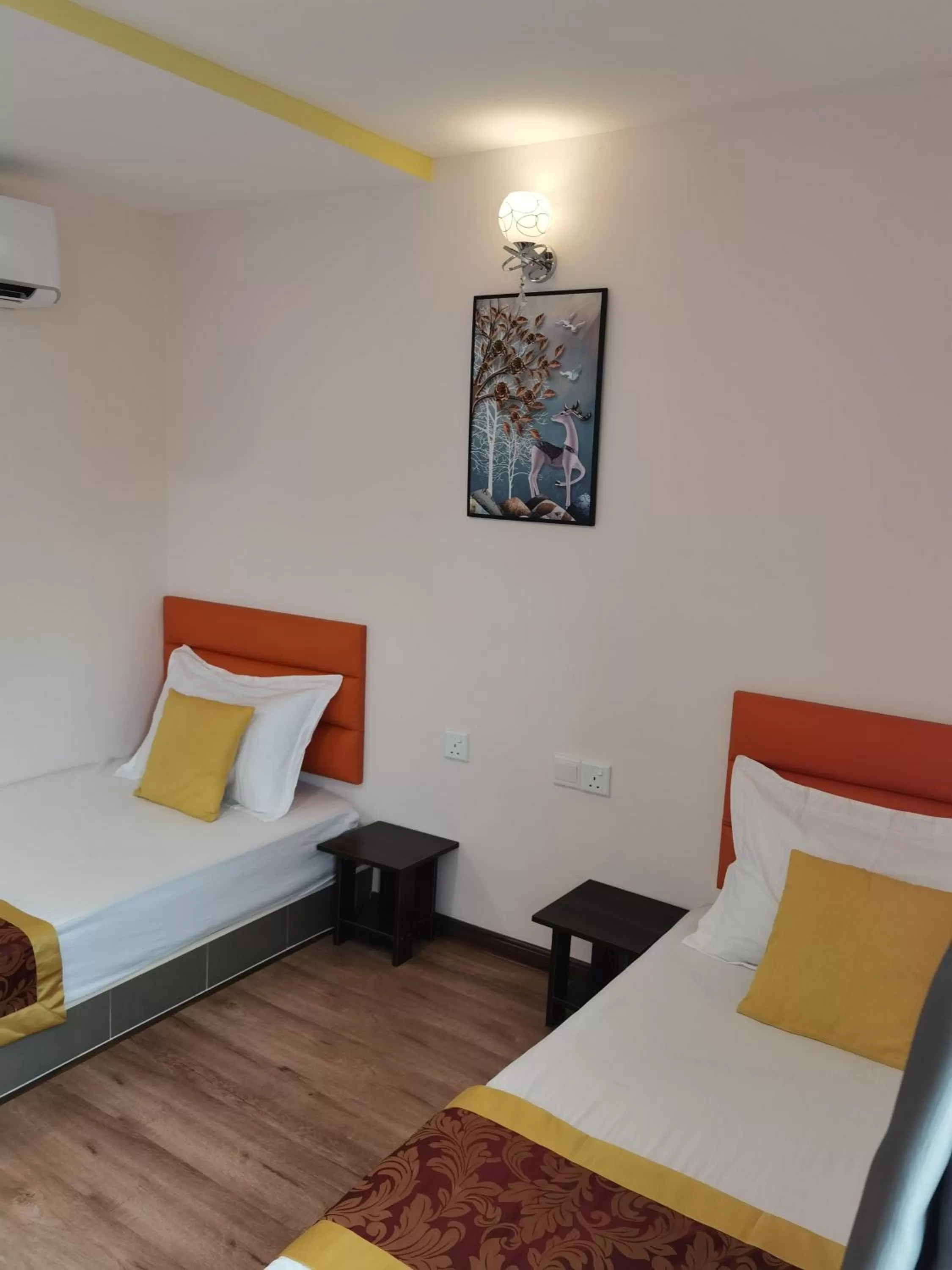 Bedroom, Bed in MORNINGS HOTEL