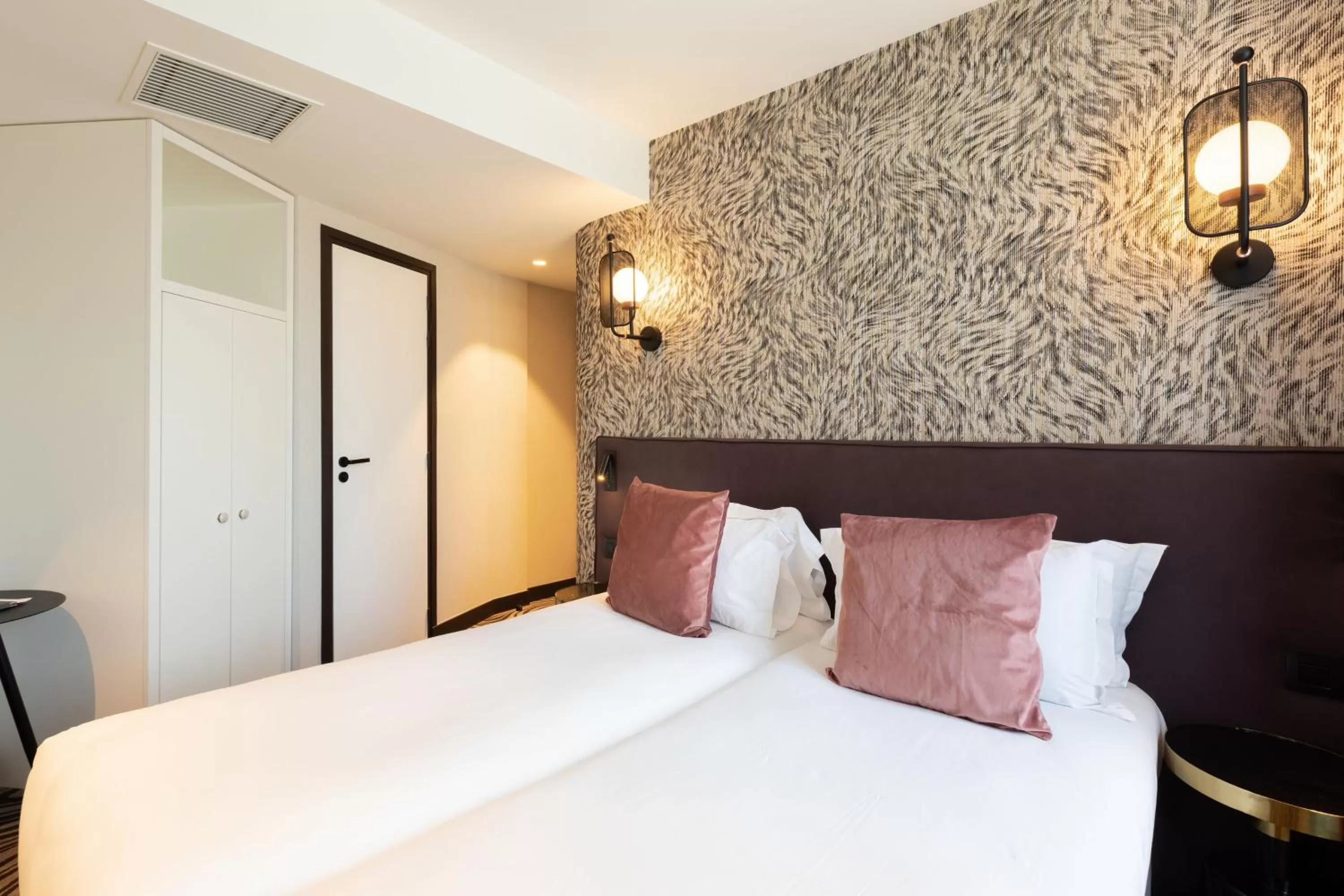 Bed in Hôtel Prince Albert Gare de Lyon