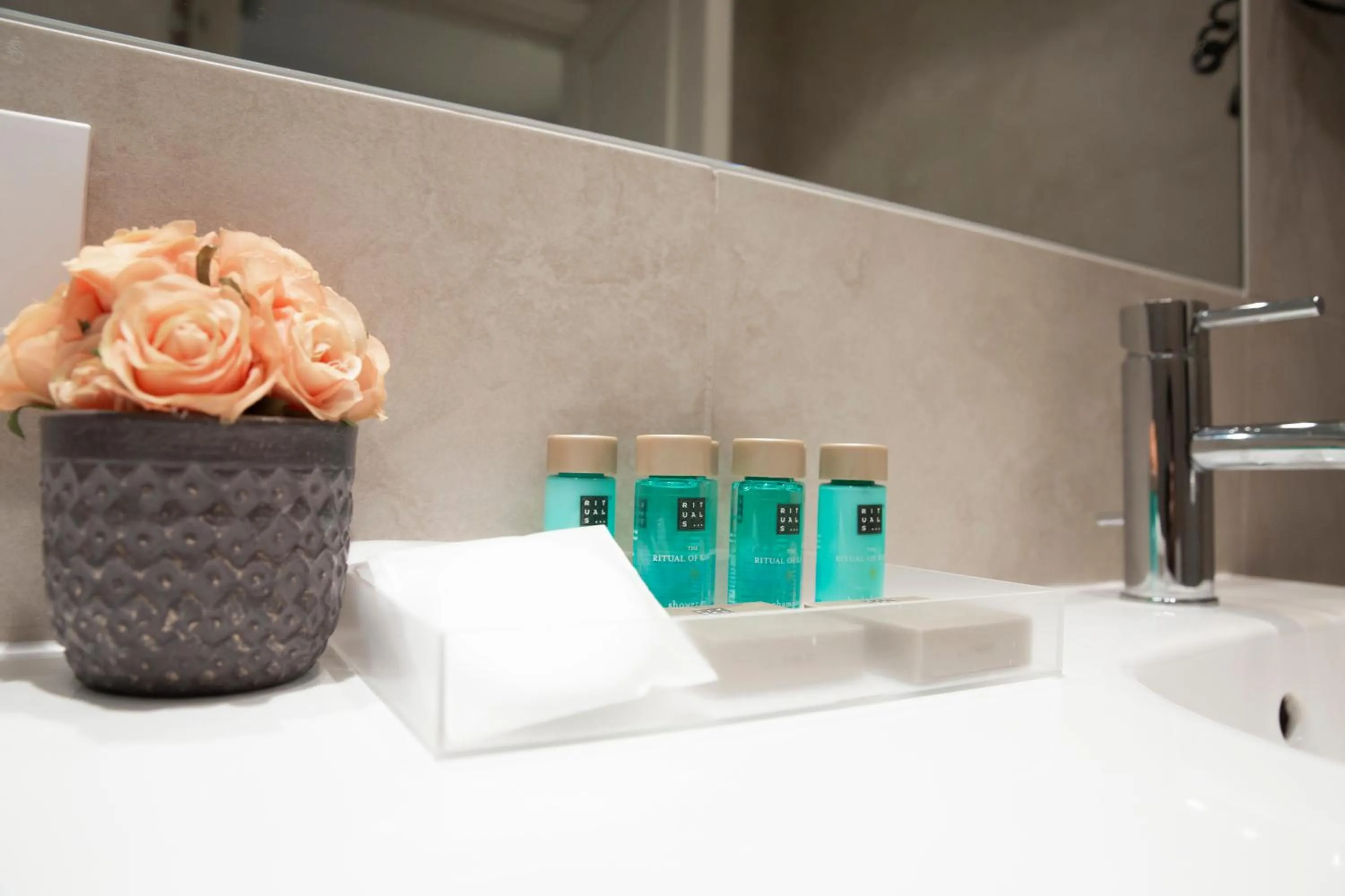 Bathroom in Hotel Capolago