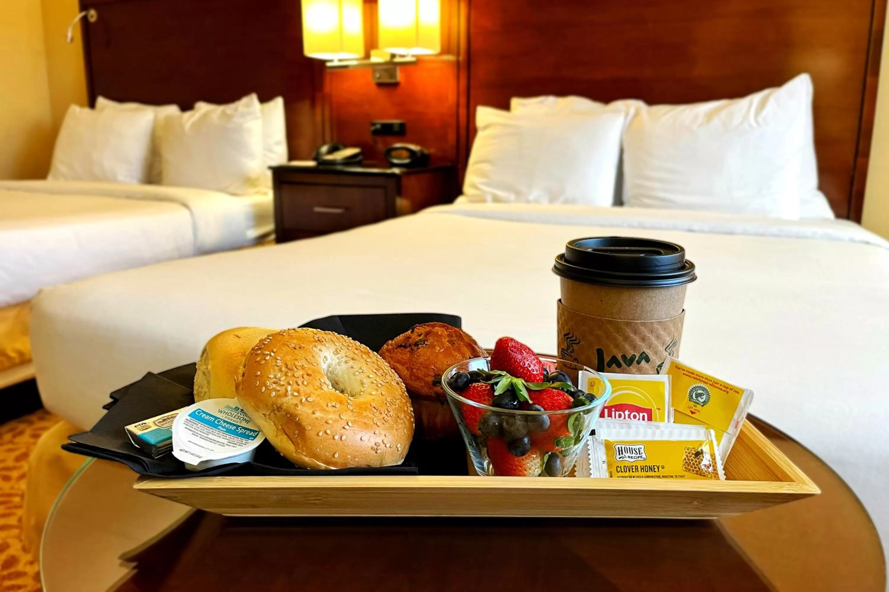 Breakfast, Bed in Jake's 58 Casino Hotel - Adults Only