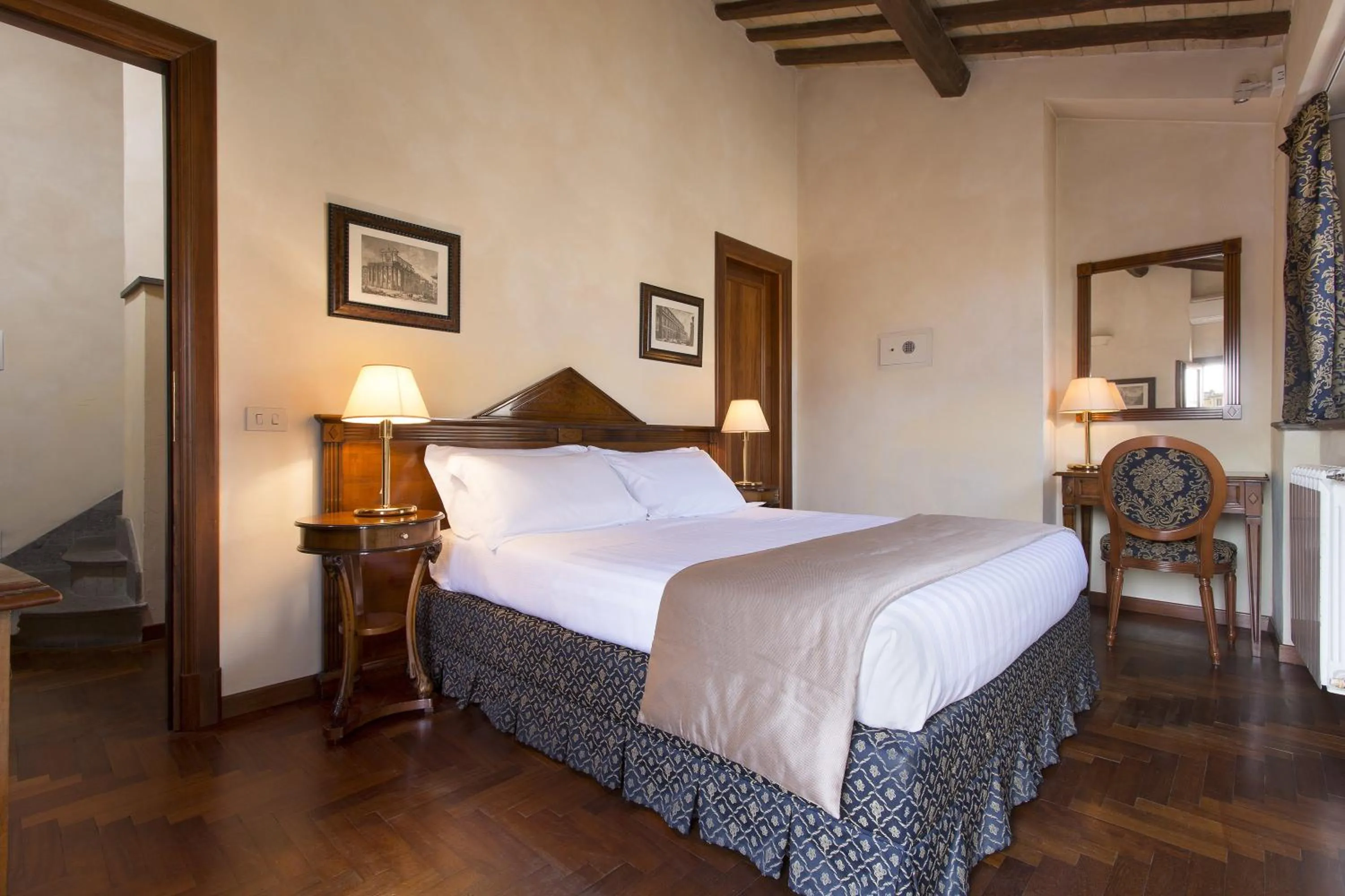 Photo of the whole room, Bed in Hotel Teatro Pace