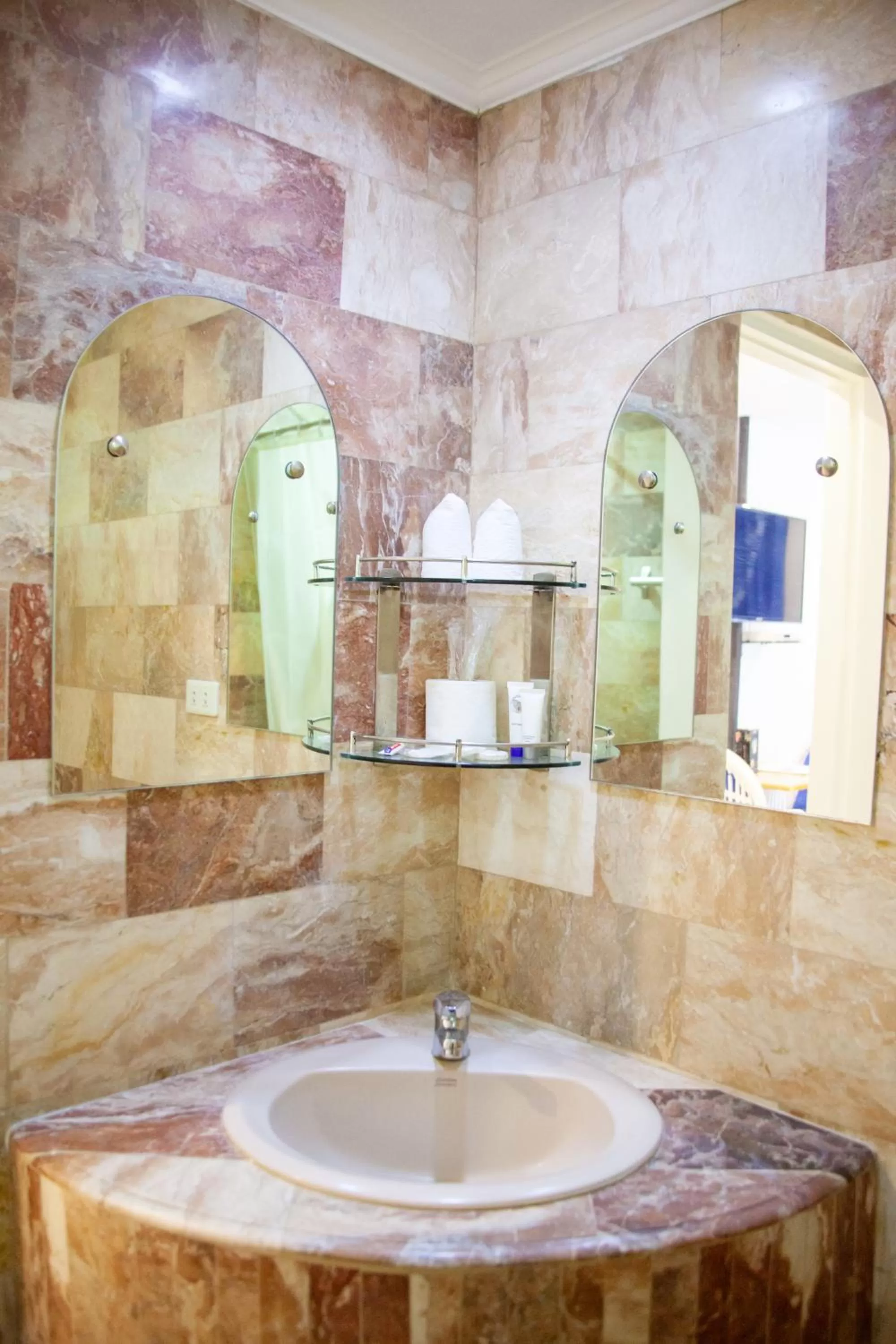 Clarkton Hotel Apartment